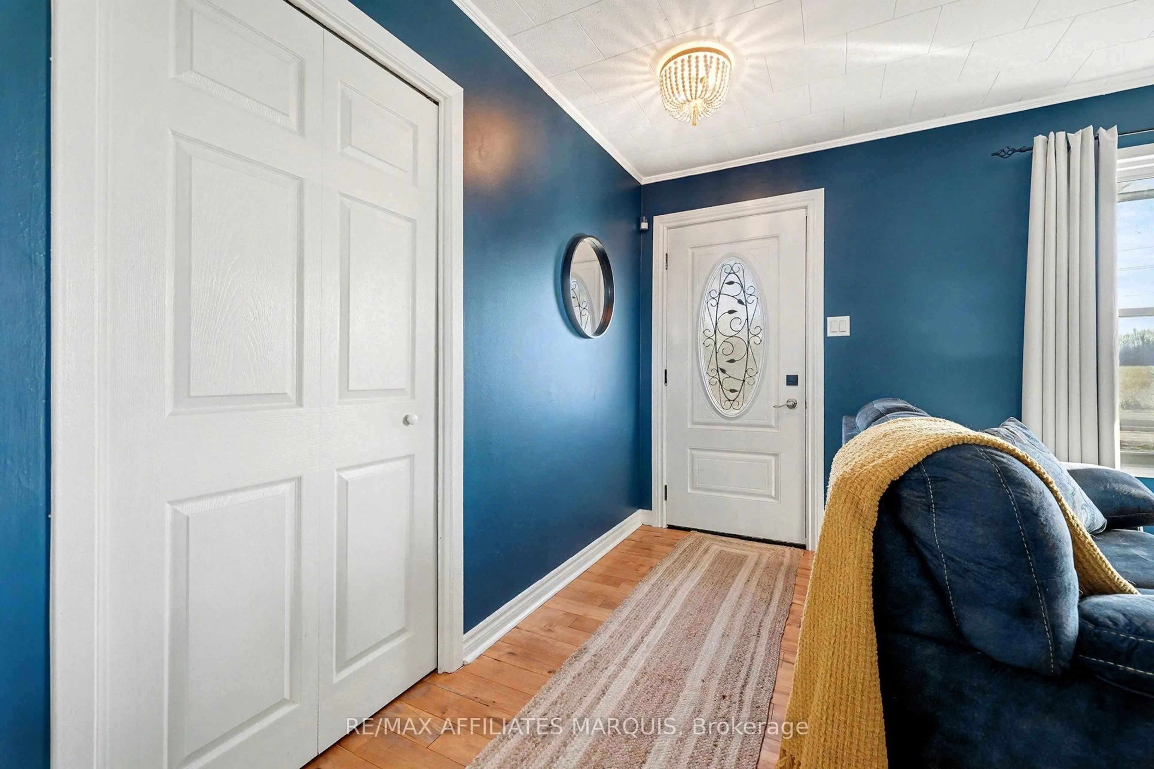 Indoor entryway for 2829 Highway 15 Highway, Rideau Lakes Ontario K0G 1V0