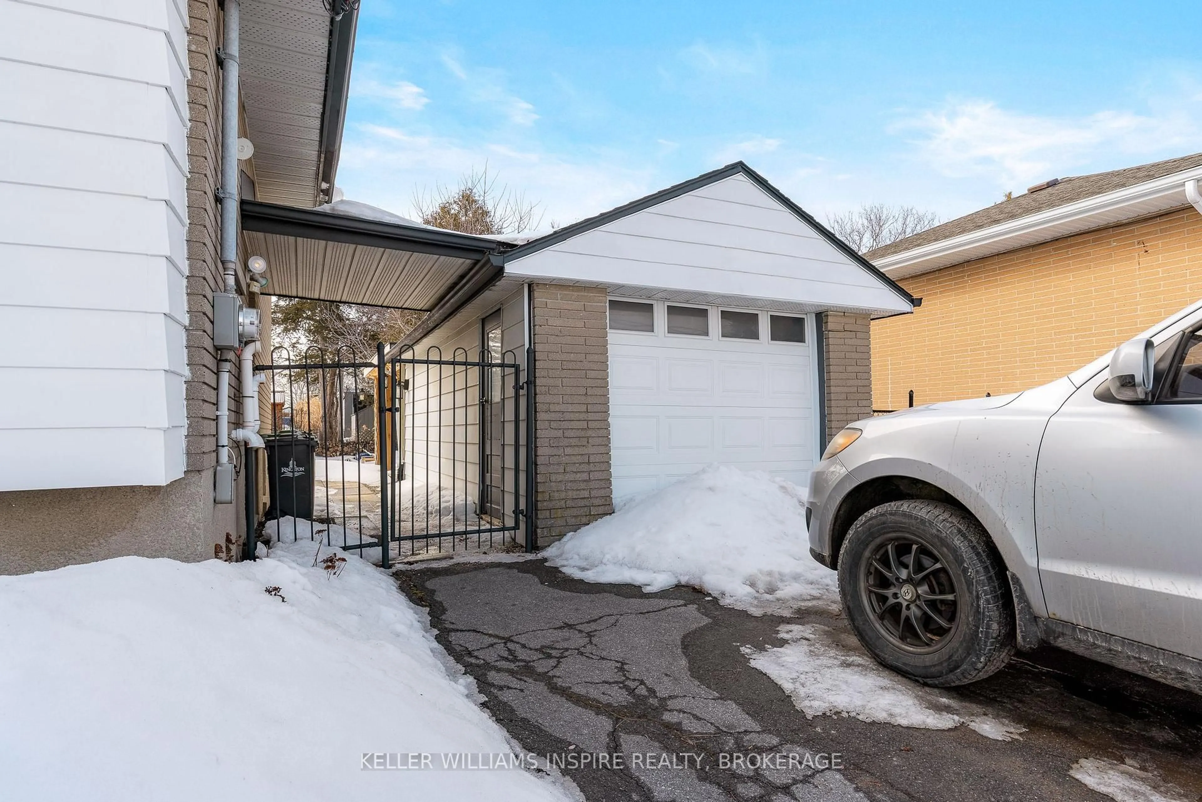 Unknown for 311 Days Rd, Kingston Ontario K7M 3R4