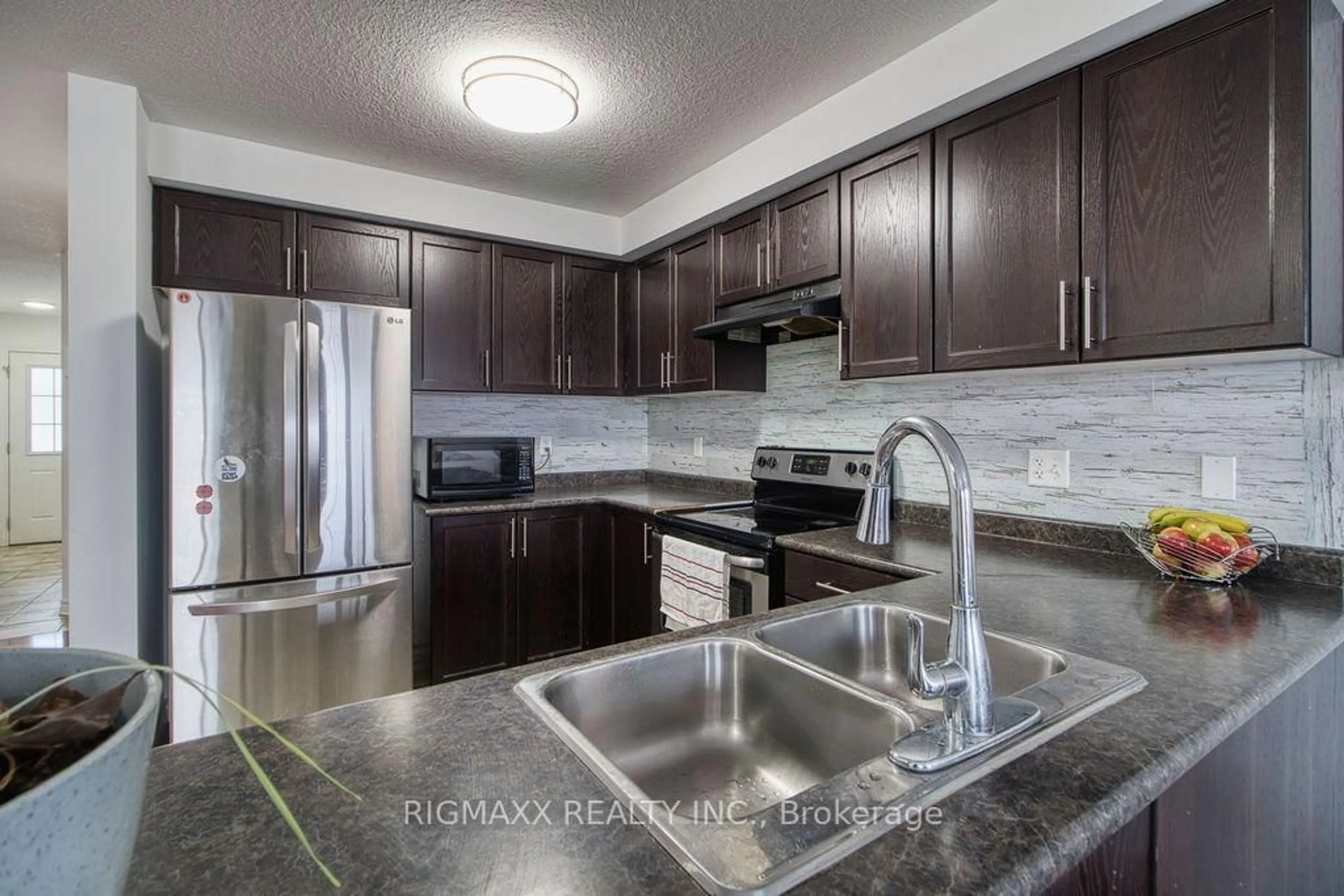 Standard kitchen, unknown for 57 Renfrew St, Kitchener Ontario N2R 0G5