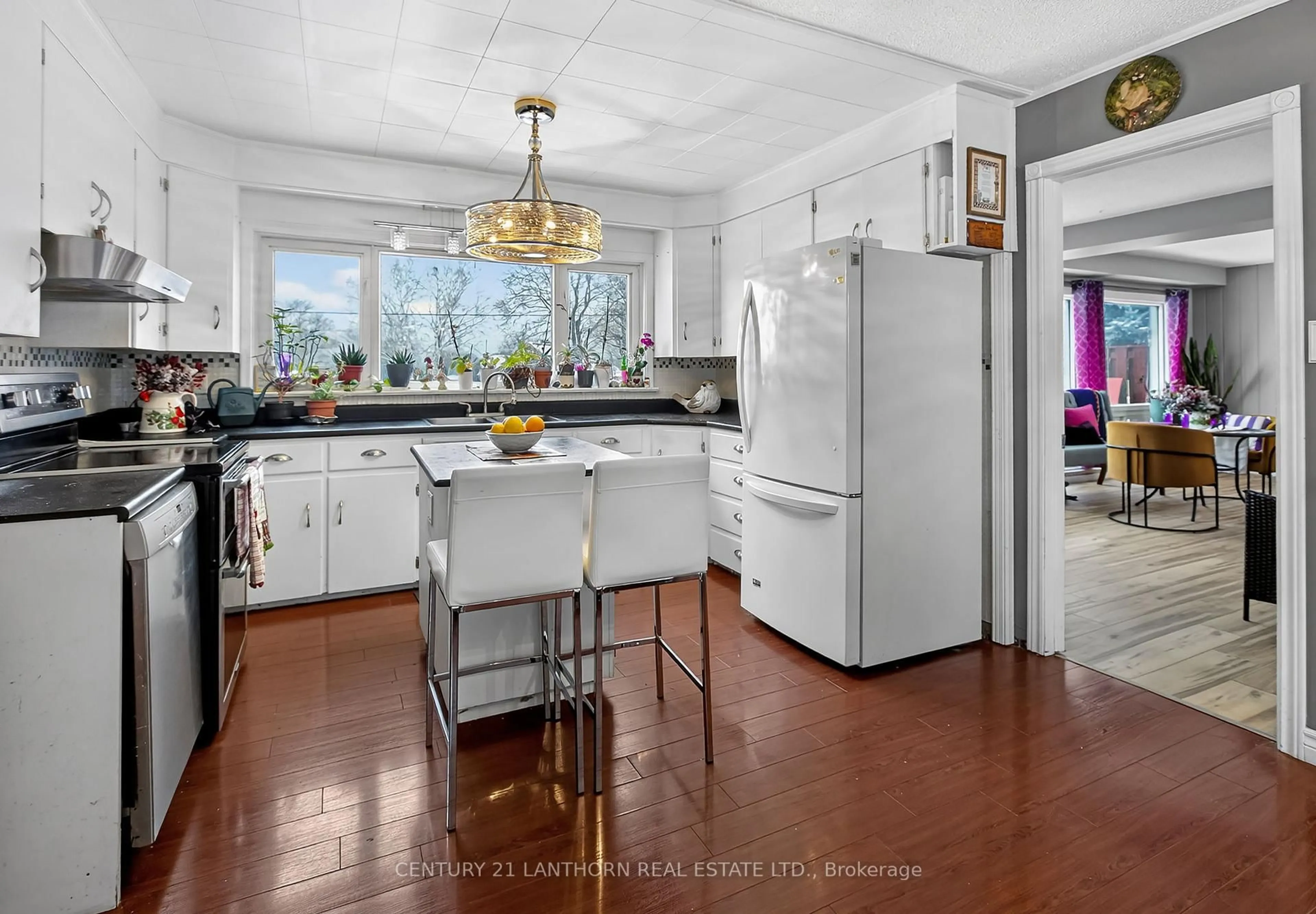 Open concept kitchen, ceramic/tile floor for 82 First Ave, Quinte West Ontario K8V 4C5