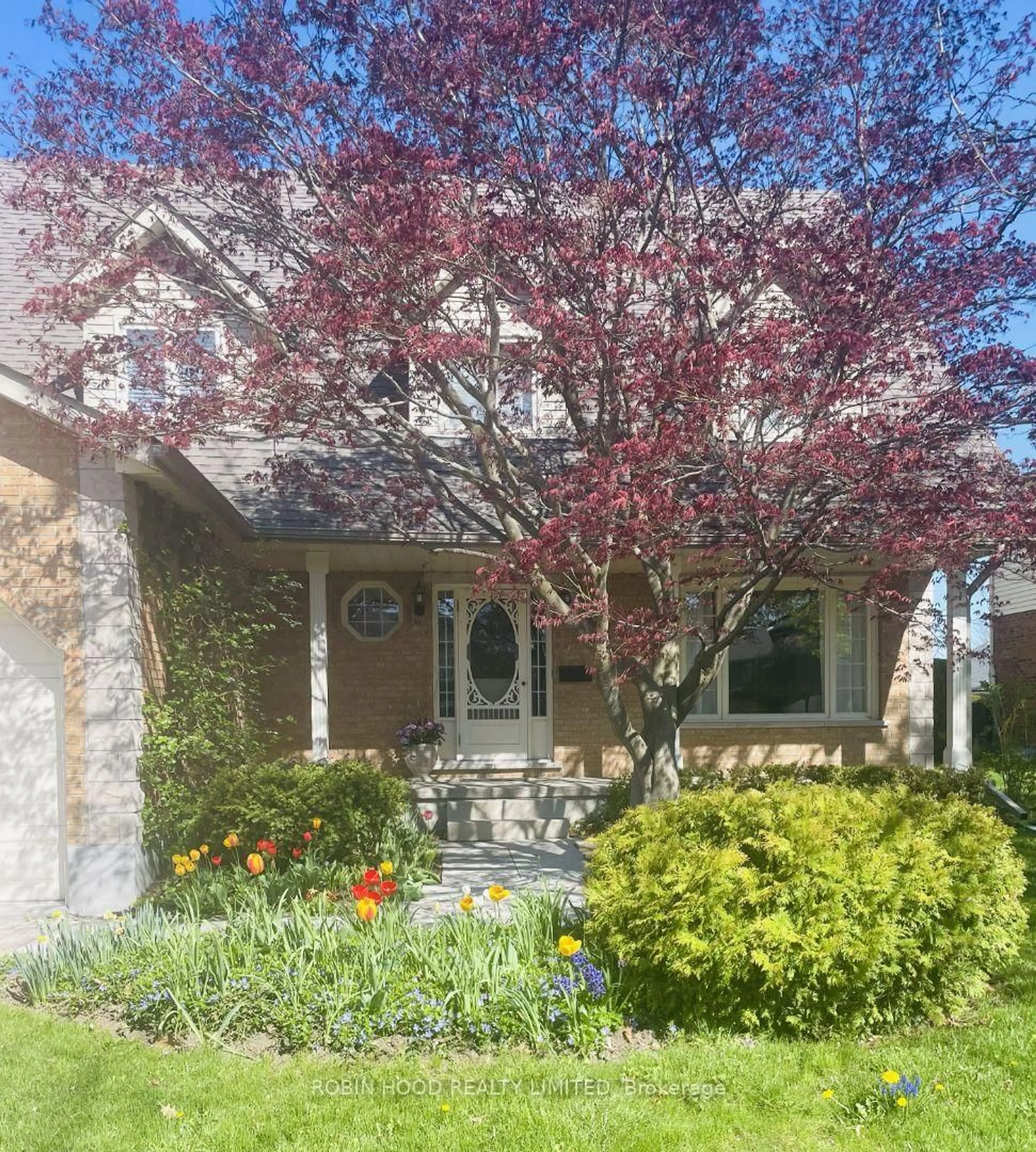 Unknown for 42 Hands Dr, Guelph Ontario N1G 3H3