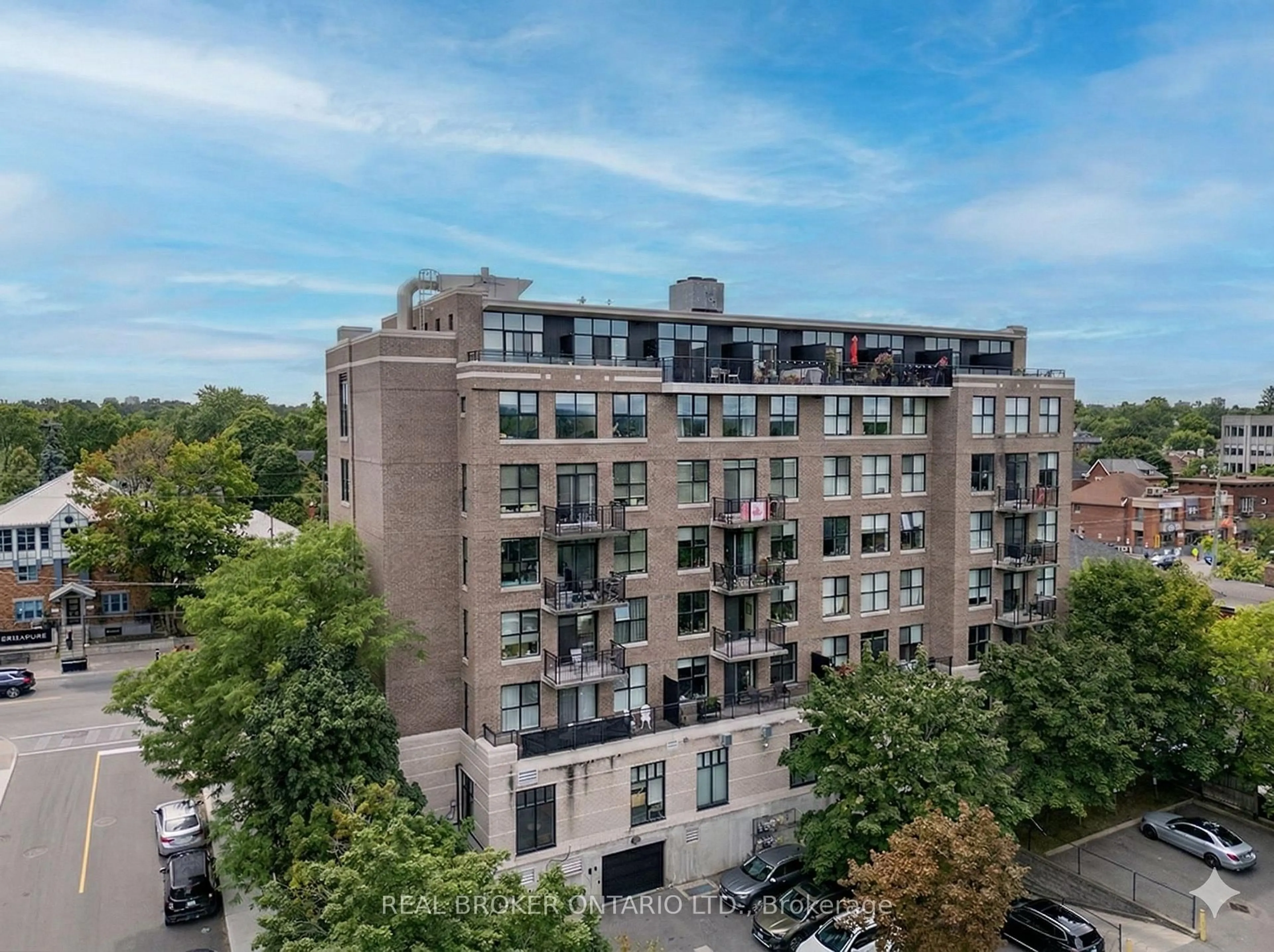 A pic from outside/outdoor area/front of a property/back of a property/a pic from drone, city buildings view from balcony for 150 Caroline Ave #604, Ottawa Ontario K1Y 4X8