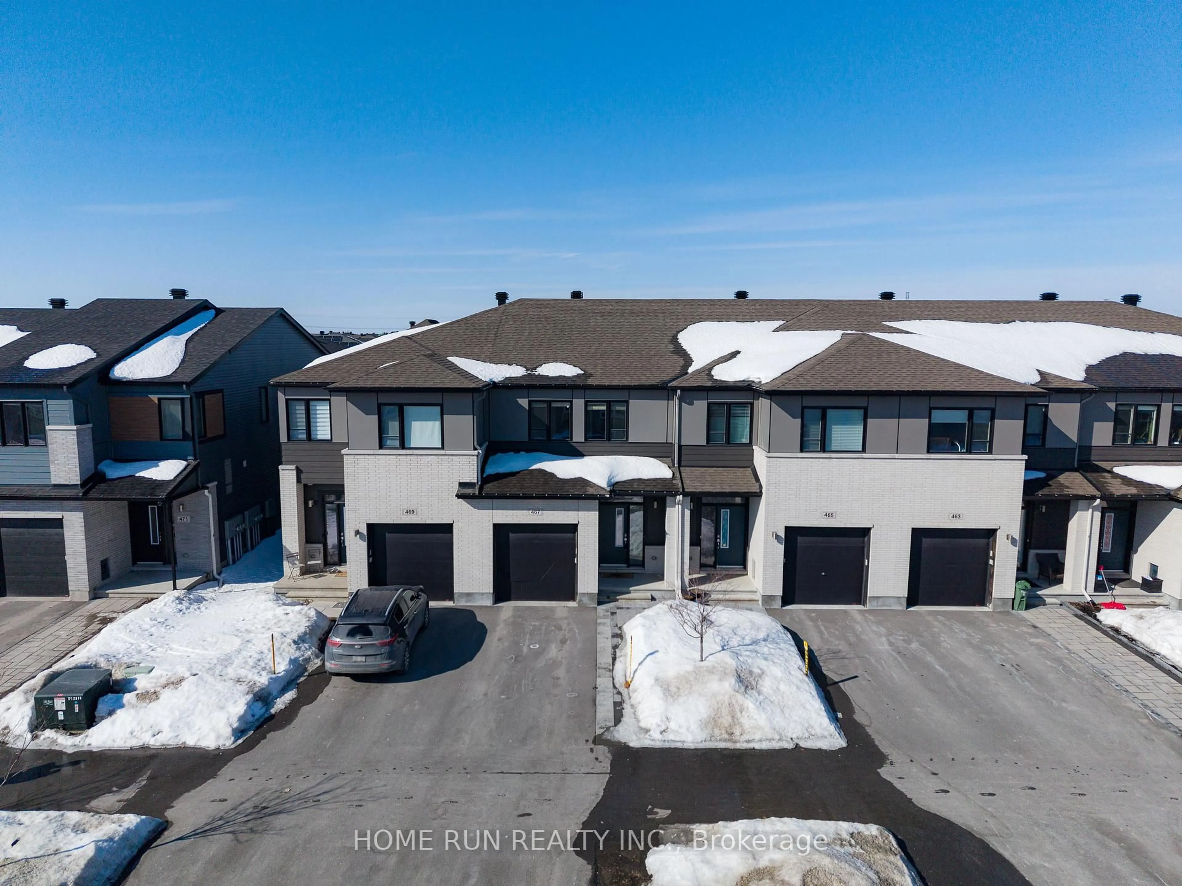 A pic from outside/outdoor area/front of a property/back of a property/a pic from drone, mountain view for 467 Cope Dr, Ottawa Ontario K2V 0P1