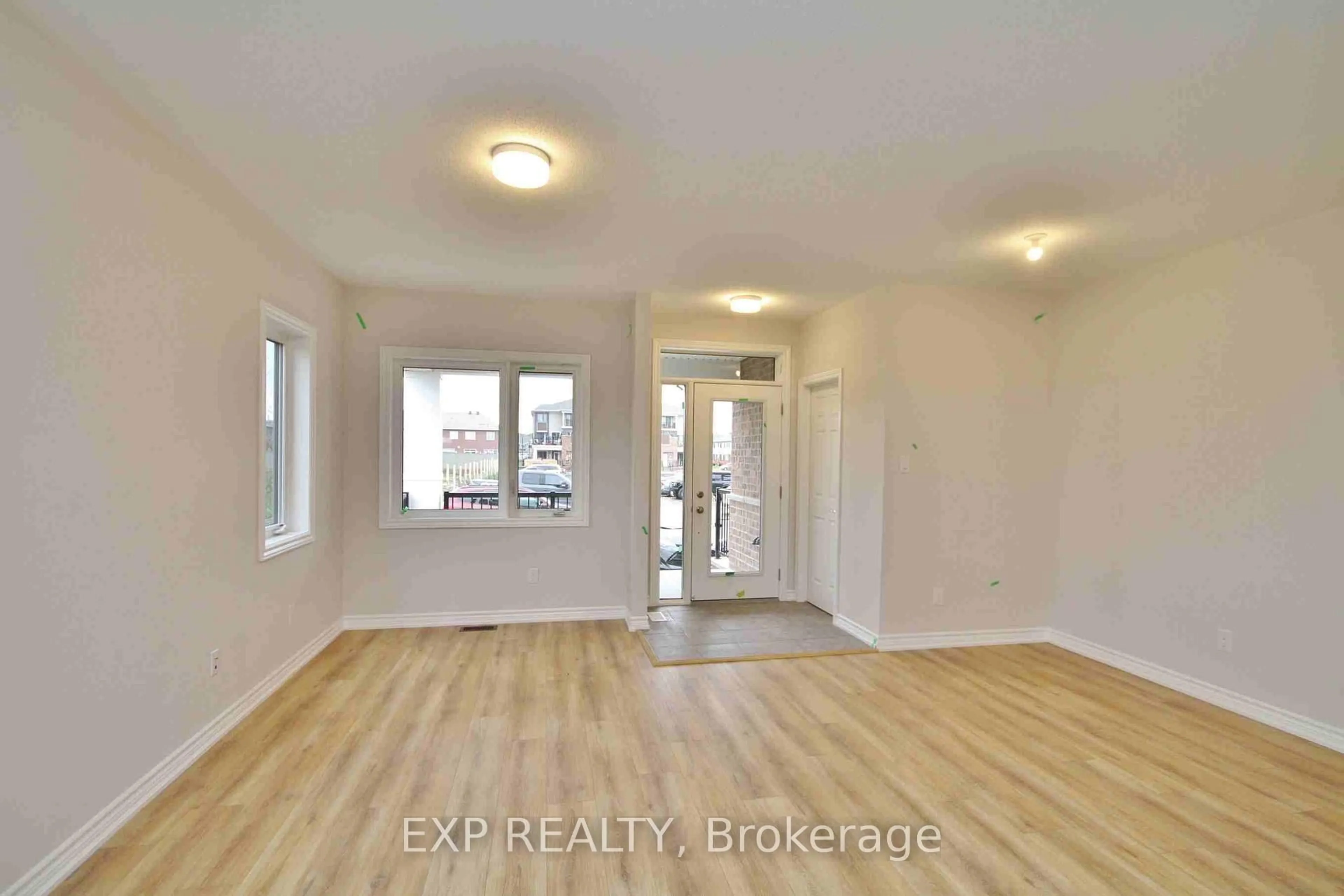 A pic of a room for 294 Zenith Private, Ottawa Ontario K2J 6N2