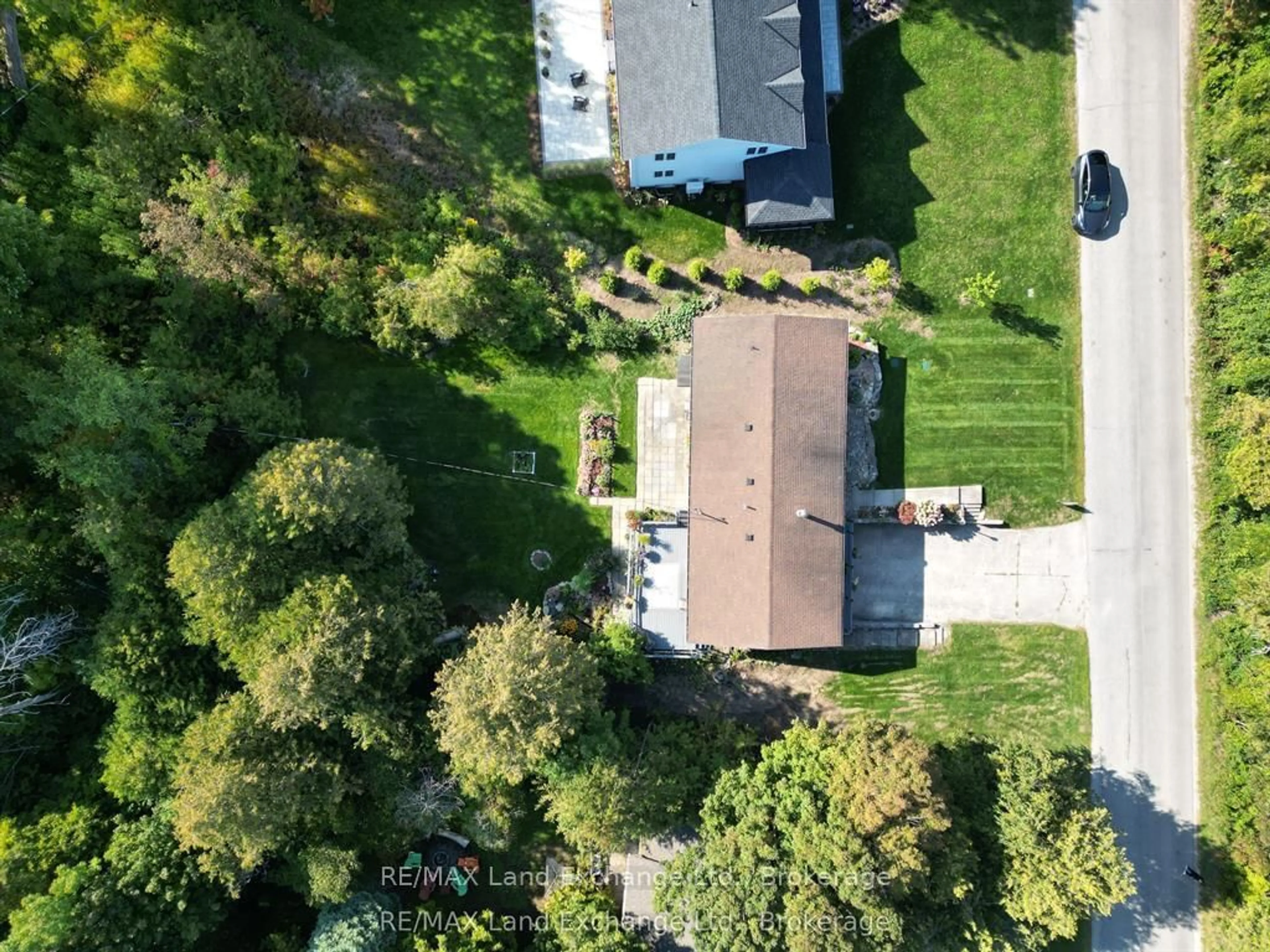 A pic from outside/outdoor area/front of a property/back of a property/a pic from drone, unknown for 24 Boiler Beach Rd, Huron-Kinloss Ontario N2Z 2L4