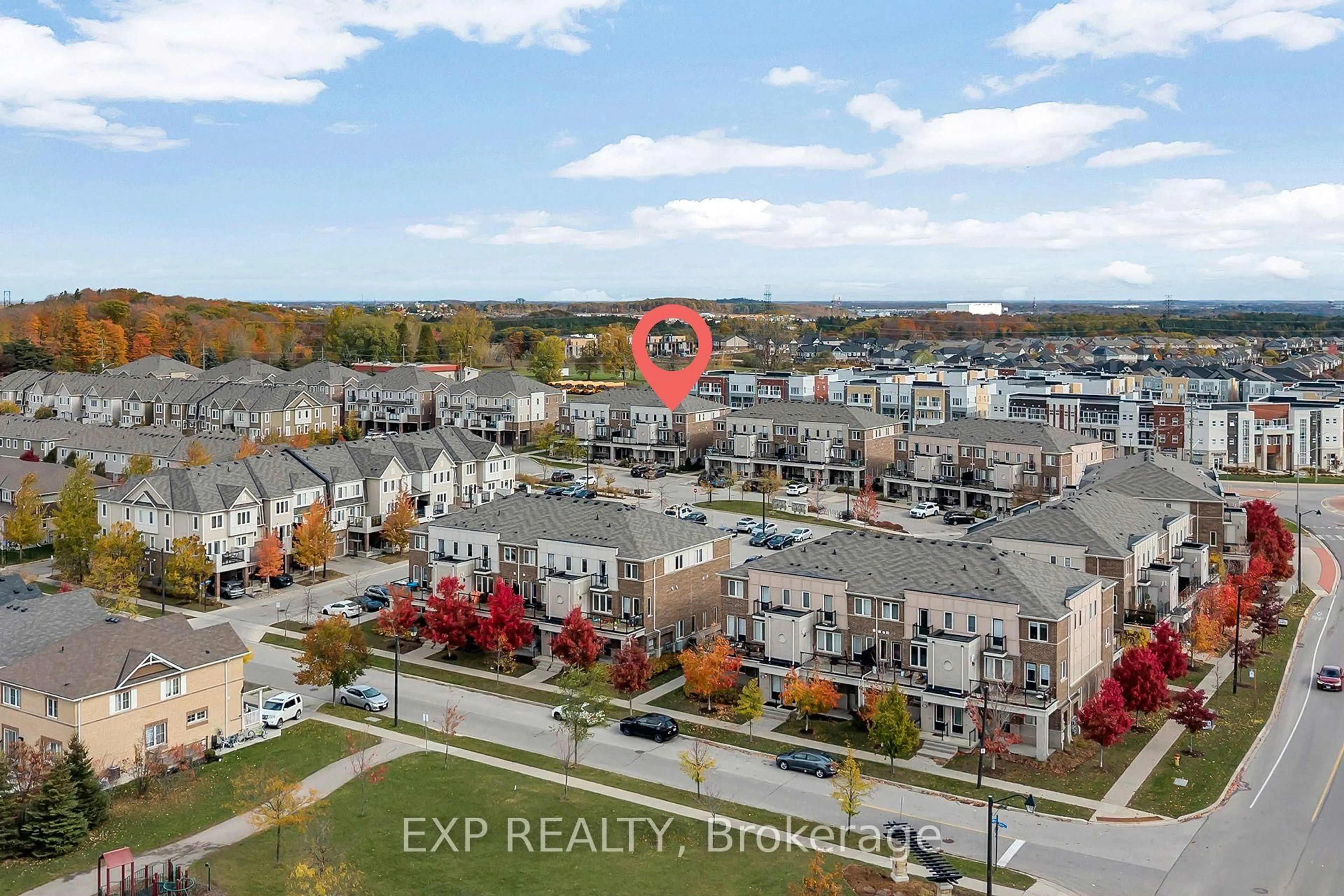 A pic from outside/outdoor area/front of a property/back of a property/a pic from drone, city buildings view from balcony for 904 Apple Hill Lane, Kitchener Ontario N2R 1P6