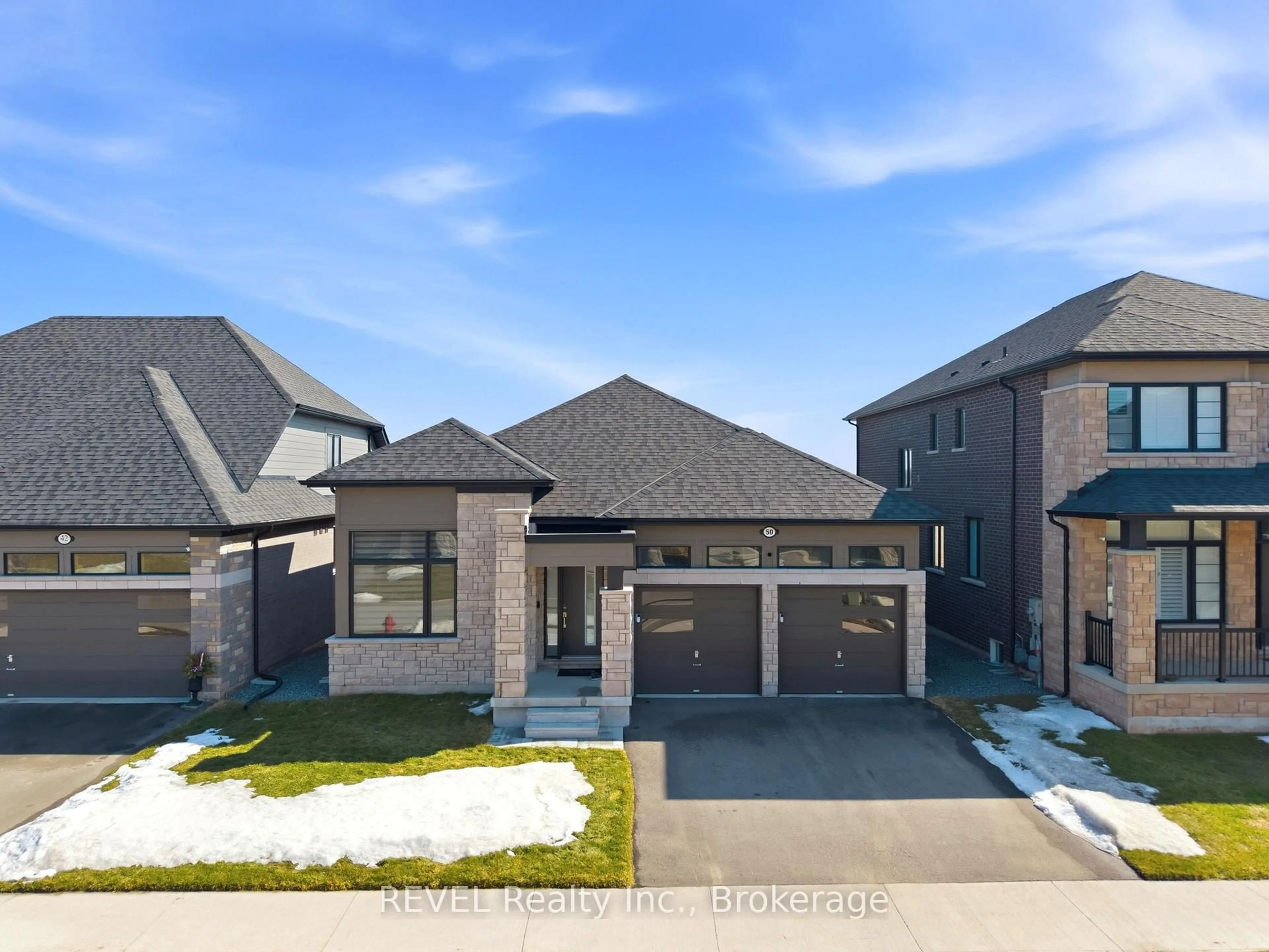 Home with brick exterior material, street for 50 Shoreview Dr, Welland Ontario L3B 0H2