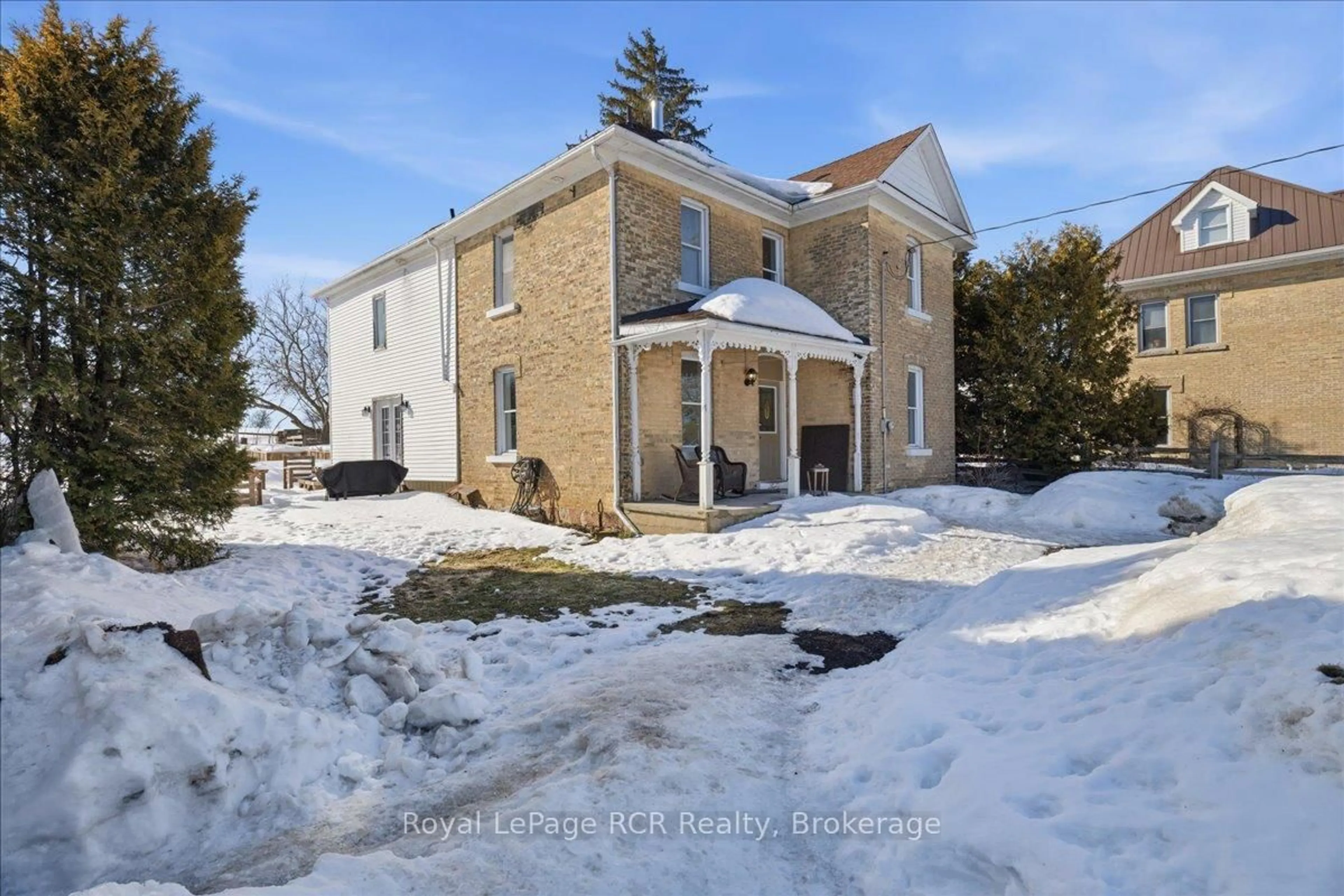 A pic from outside/outdoor area/front of a property/back of a property/a pic from drone, building for 392010 Grey Road 109, Southgate Ontario N0G 2A0