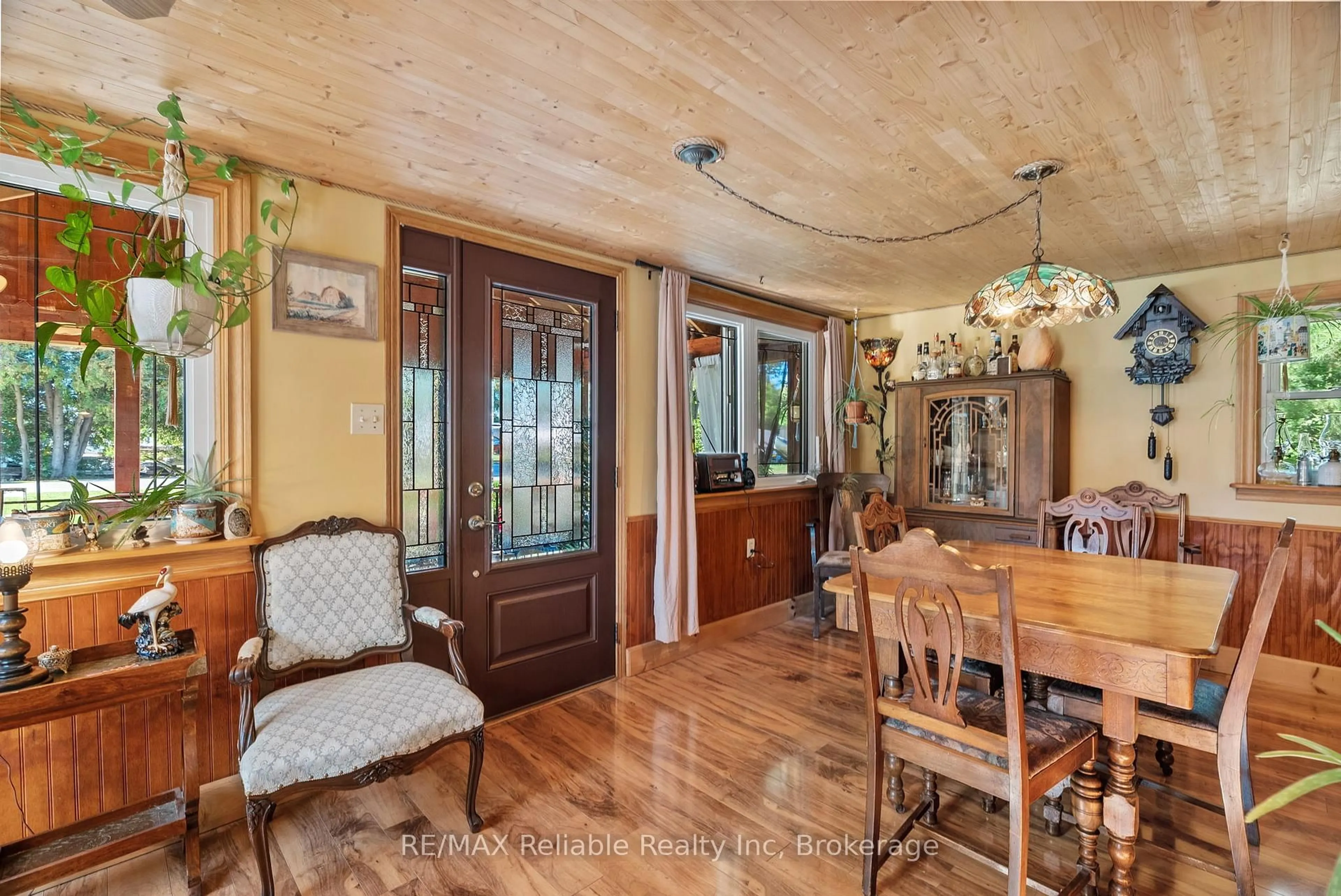 Dining room, unknown for 1 Mac Tavesh St, Bluewater Ontario N0M 1G0