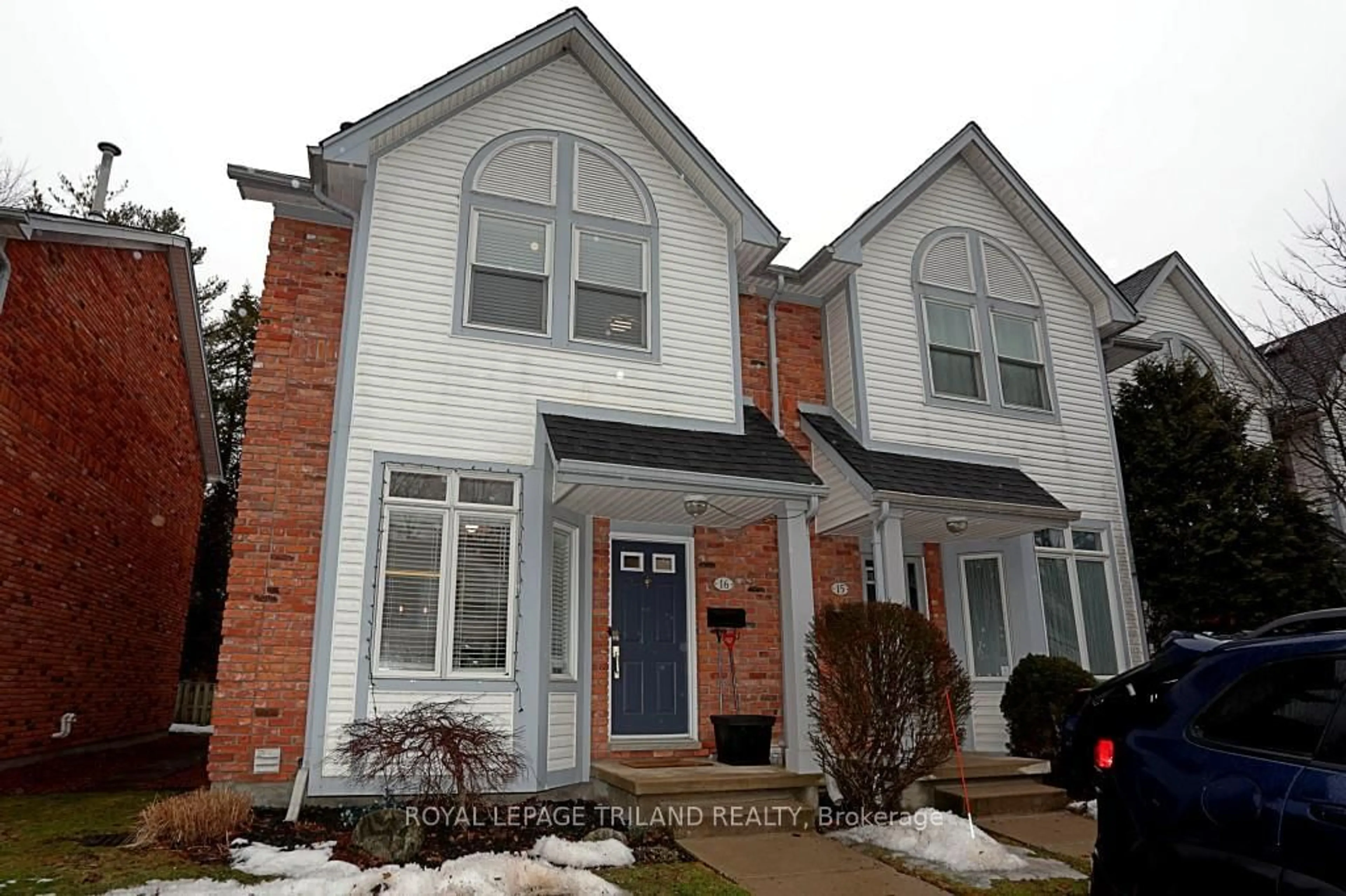 Home with brick exterior material, street for 1415 Commissioners Rd #16, London South Ontario N6K 1E2