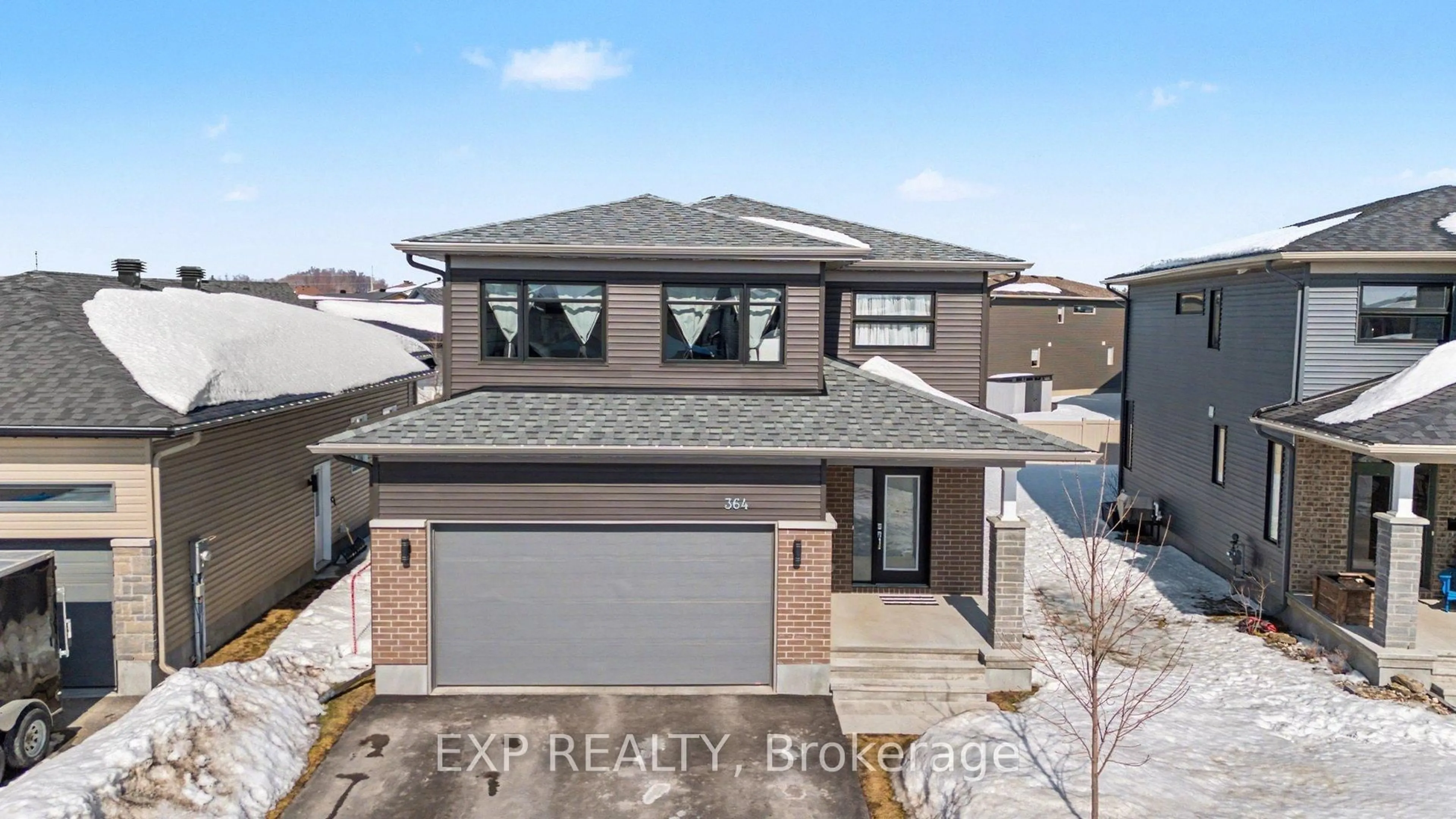 A pic from outside/outdoor area/front of a property/back of a property/a pic from drone, street for 364 Sterling Ave, Clarence-Rockland Ontario K4K 0L4