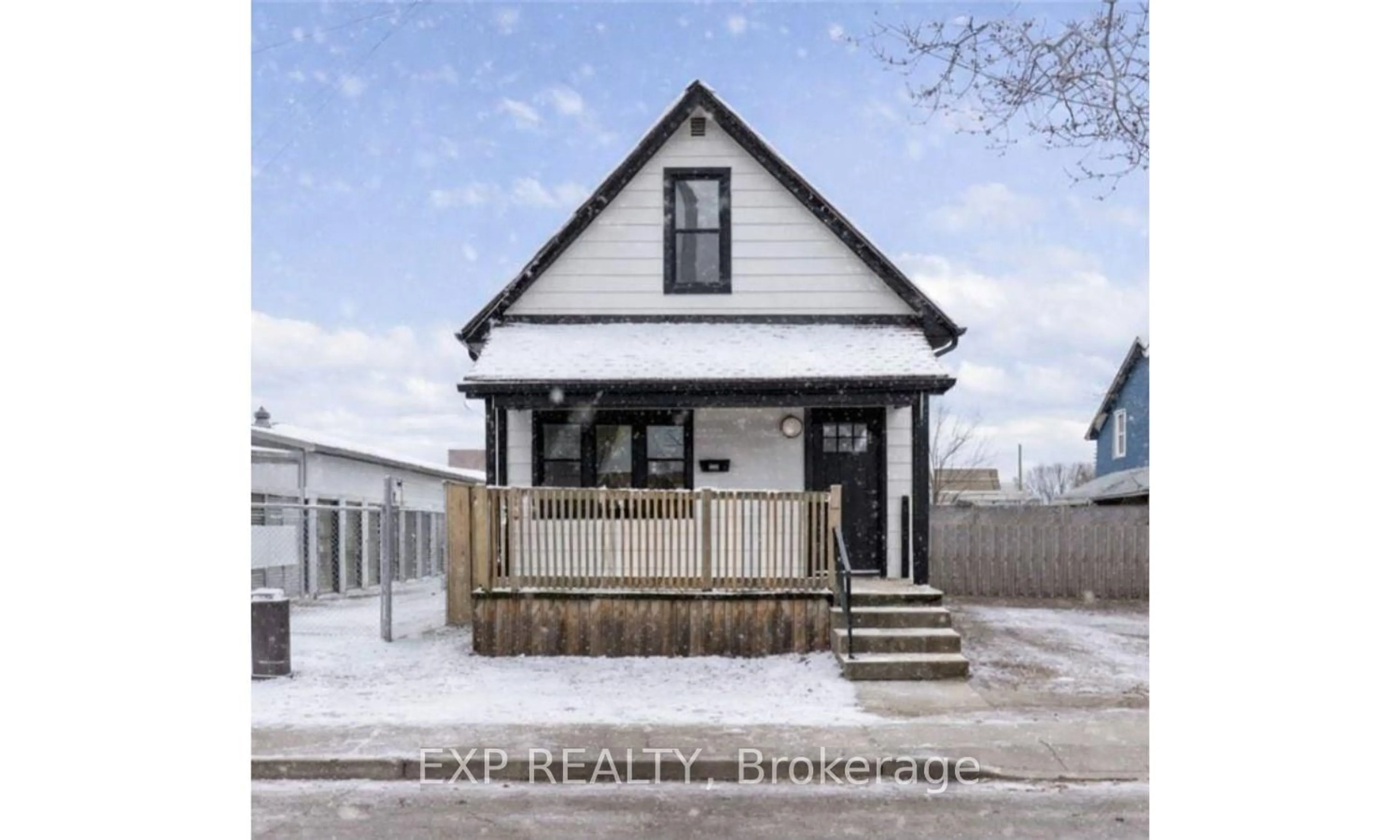 Shed for 131 Duncan St, Welland Ontario L3B 2E4