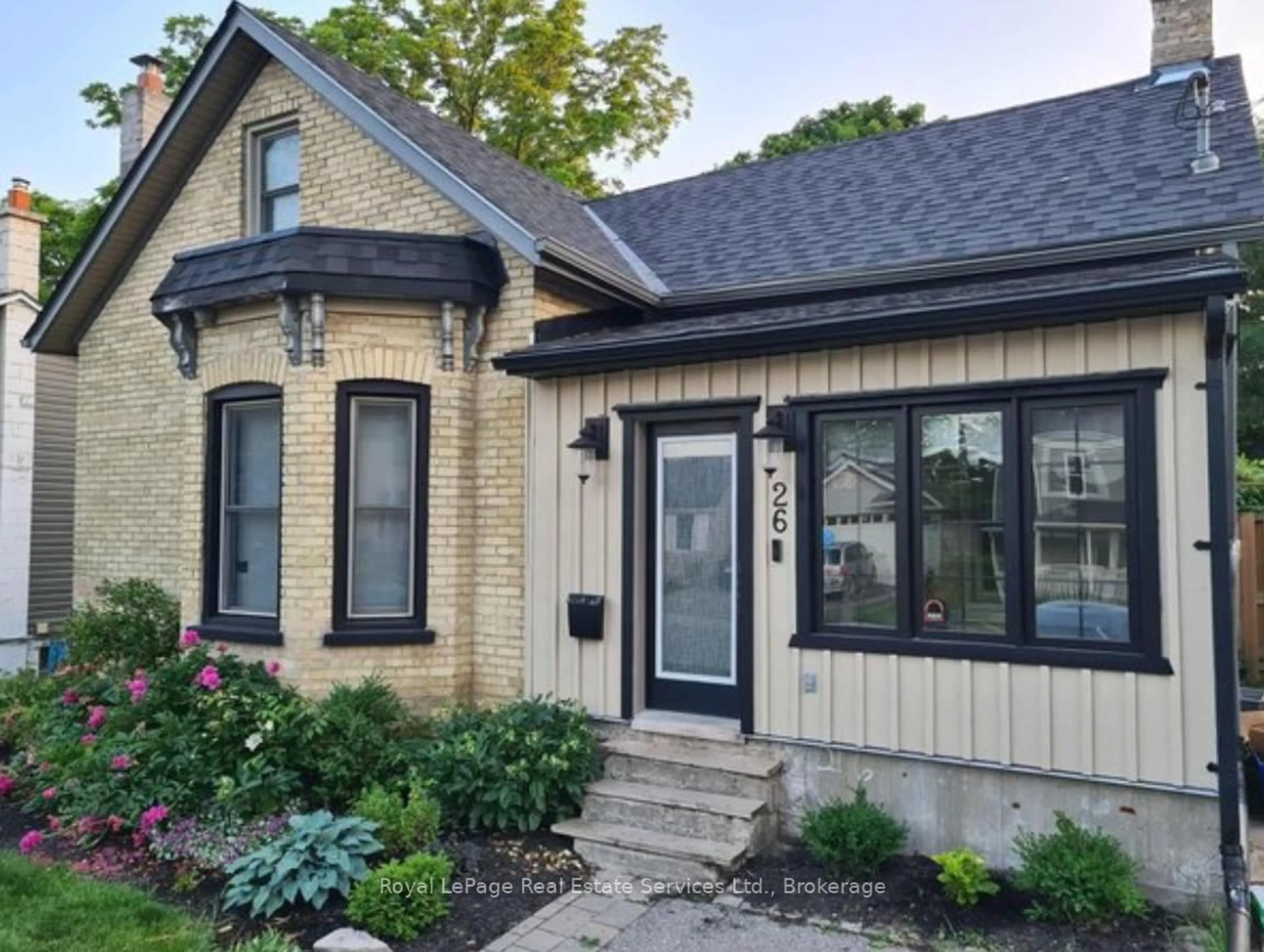 Home with brick exterior material, street for 26 Davidson St, Cambridge Ontario N1S 2T9