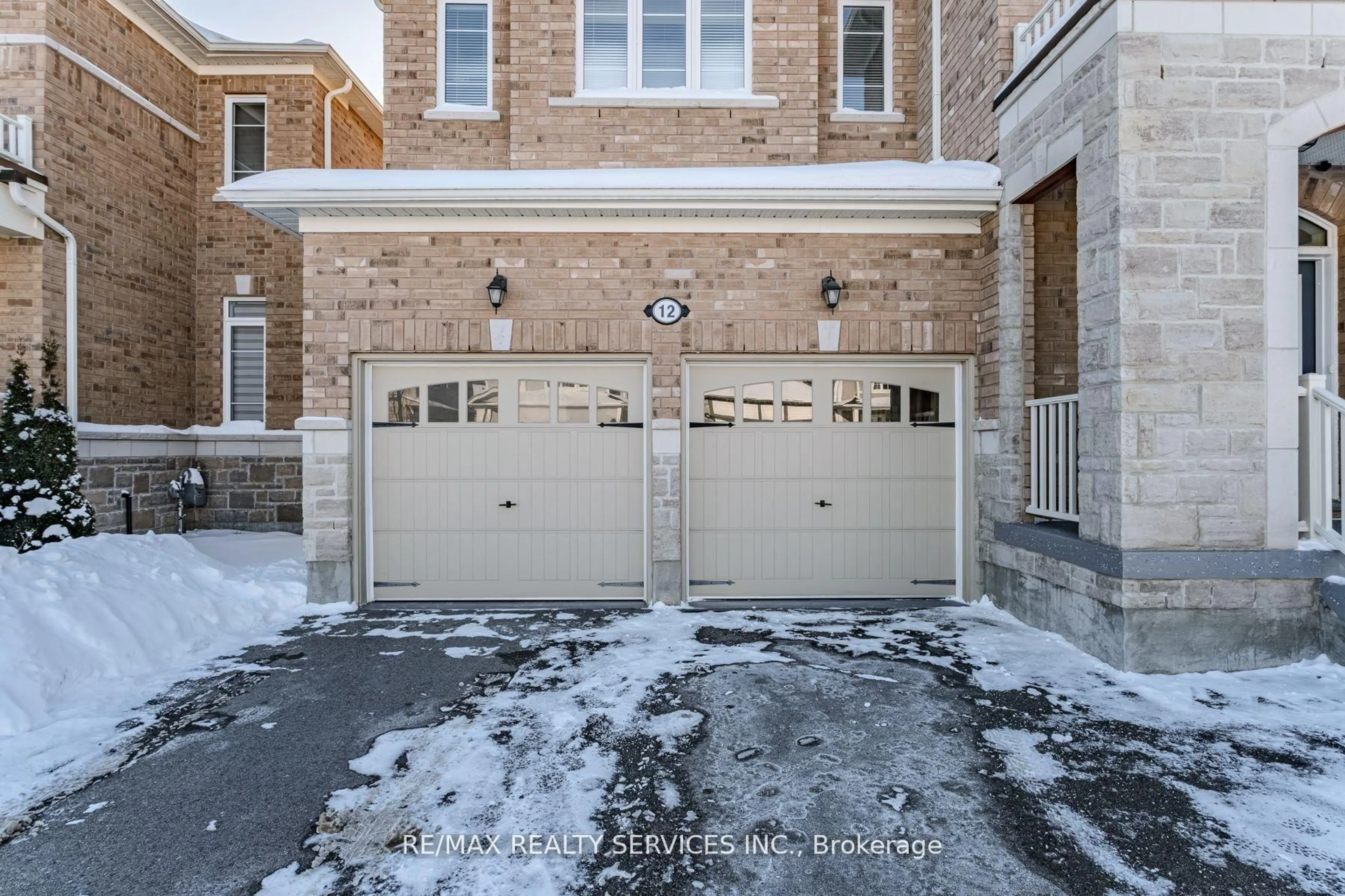 Unknown for 12 Oldham Ave, Brant Ontario N3L 0G7