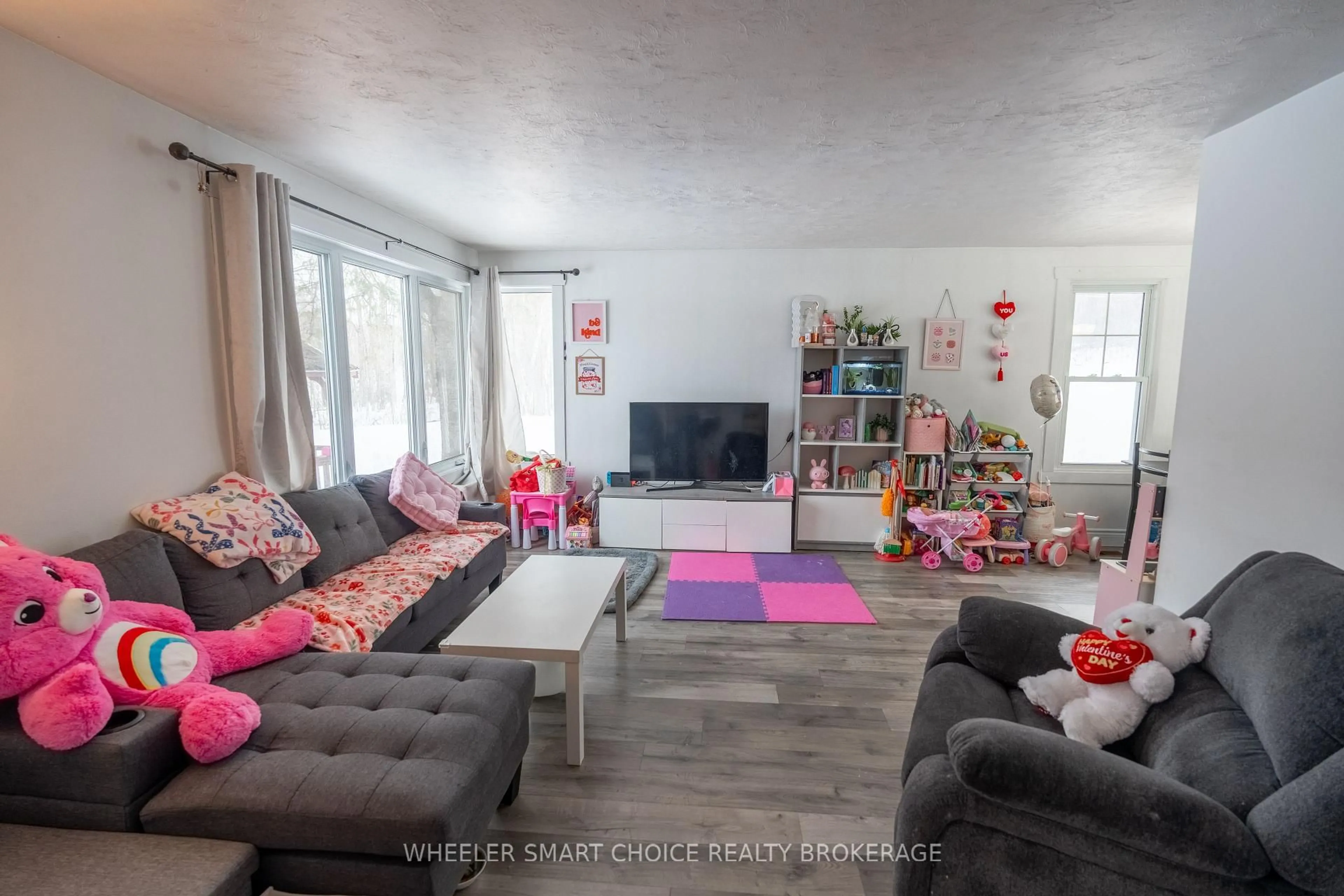 Living room with furniture, unknown for 4344 138 Highway, South Stormont Ontario K0C 2A0