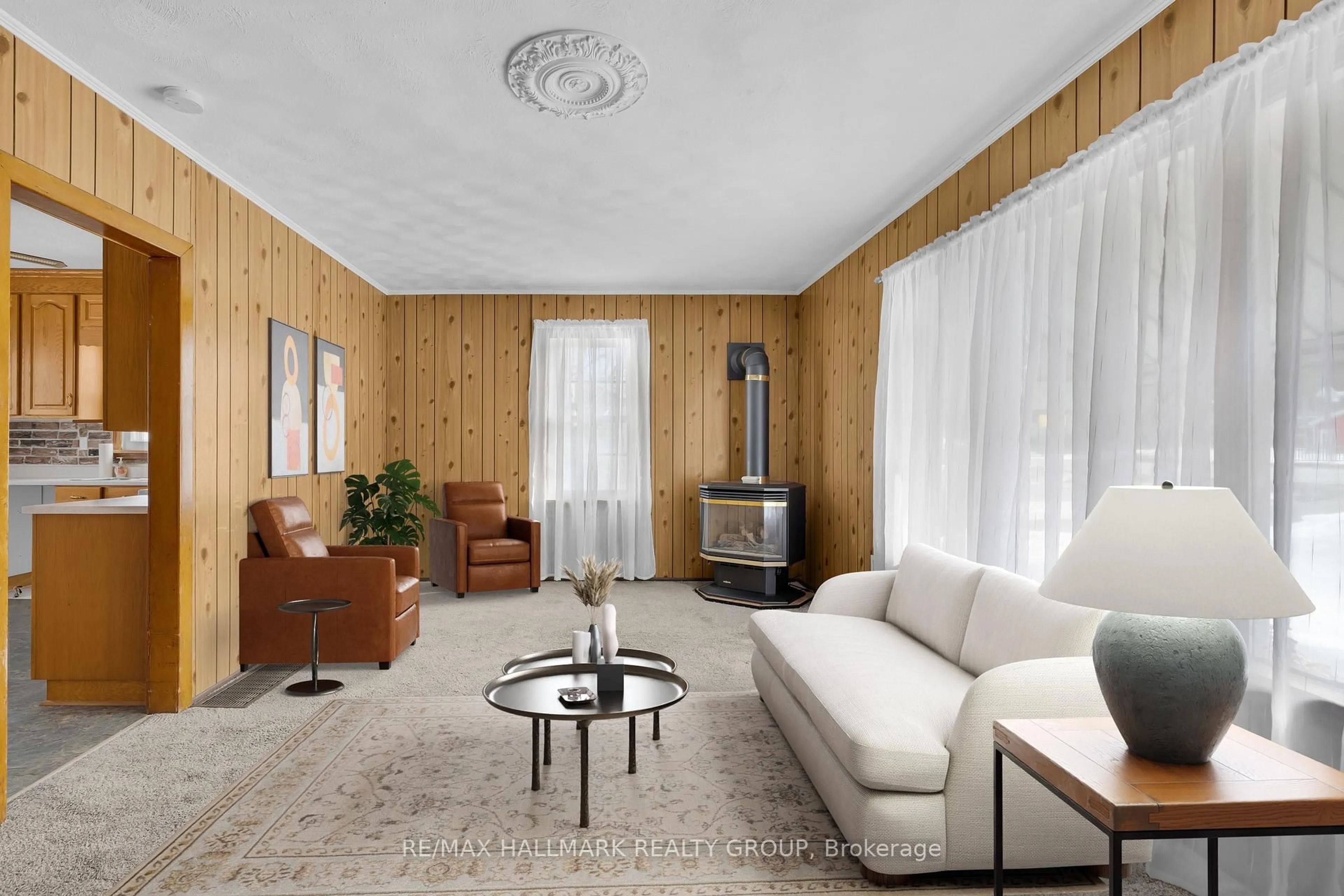 Living room with furniture, unknown for 955 Stewart Blvd, Elizabethtown-Kitley Ontario K6V 5T4