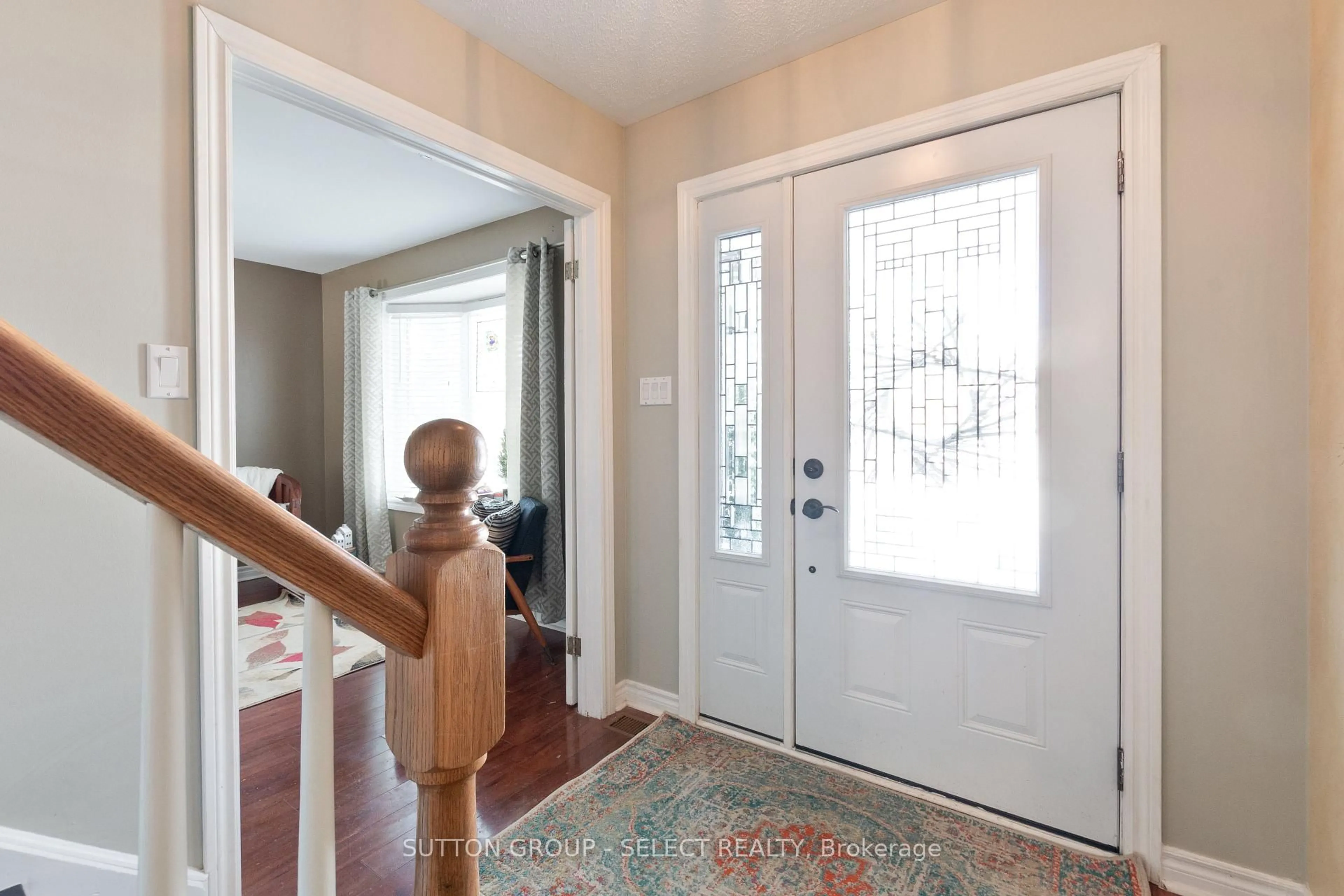 Indoor entryway for 97 Tiner Ave, Thames Centre Ontario N0L 1G2