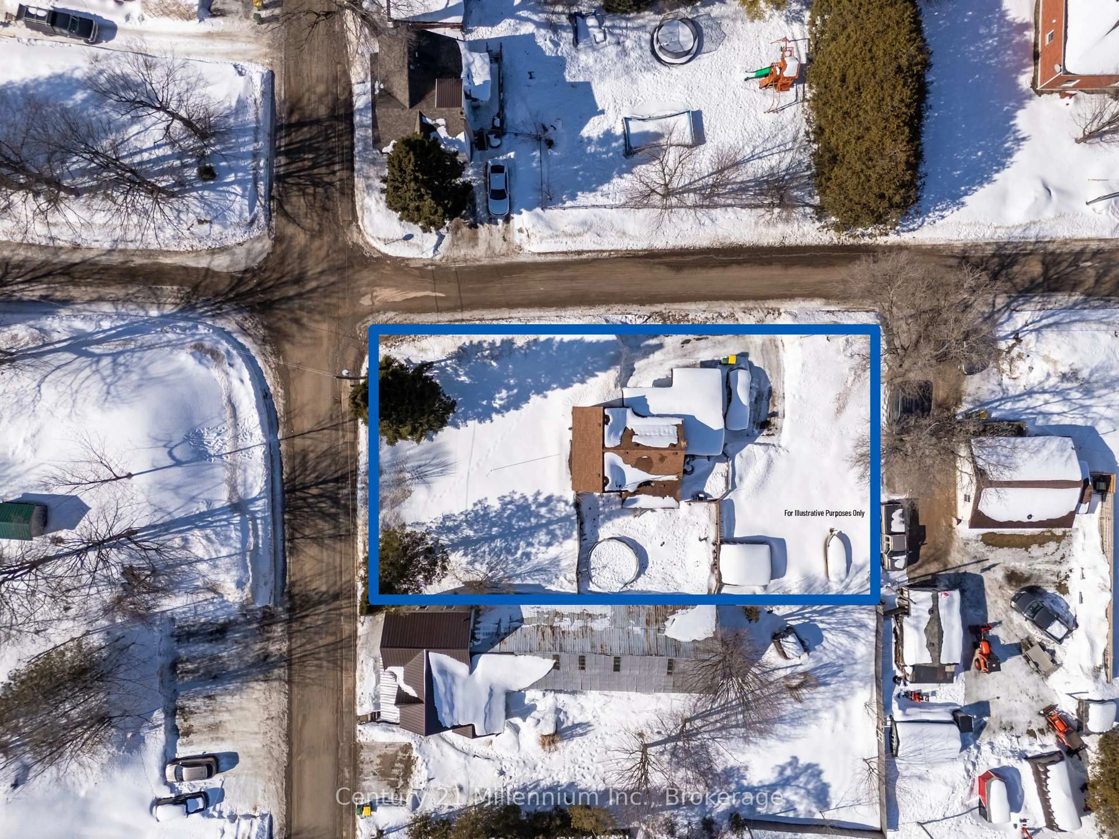 A pic from outside/outdoor area/front of a property/back of a property/a pic from drone, street for 15 Ellen St, Grey Highlands Ontario N0C 1E0