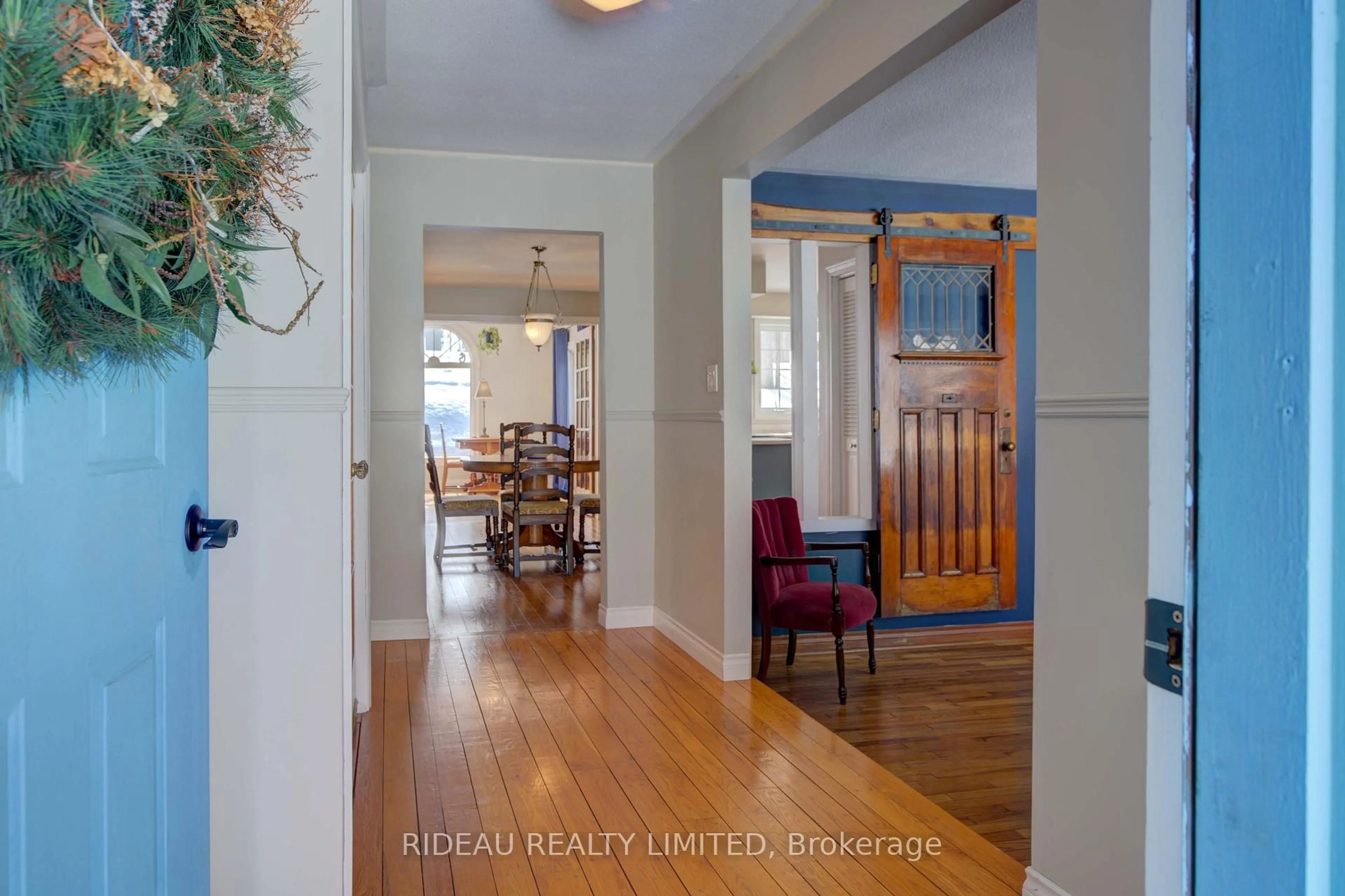 Indoor entryway for 1445 Rickards Rd, Perth Road Ontario K0H 2L0