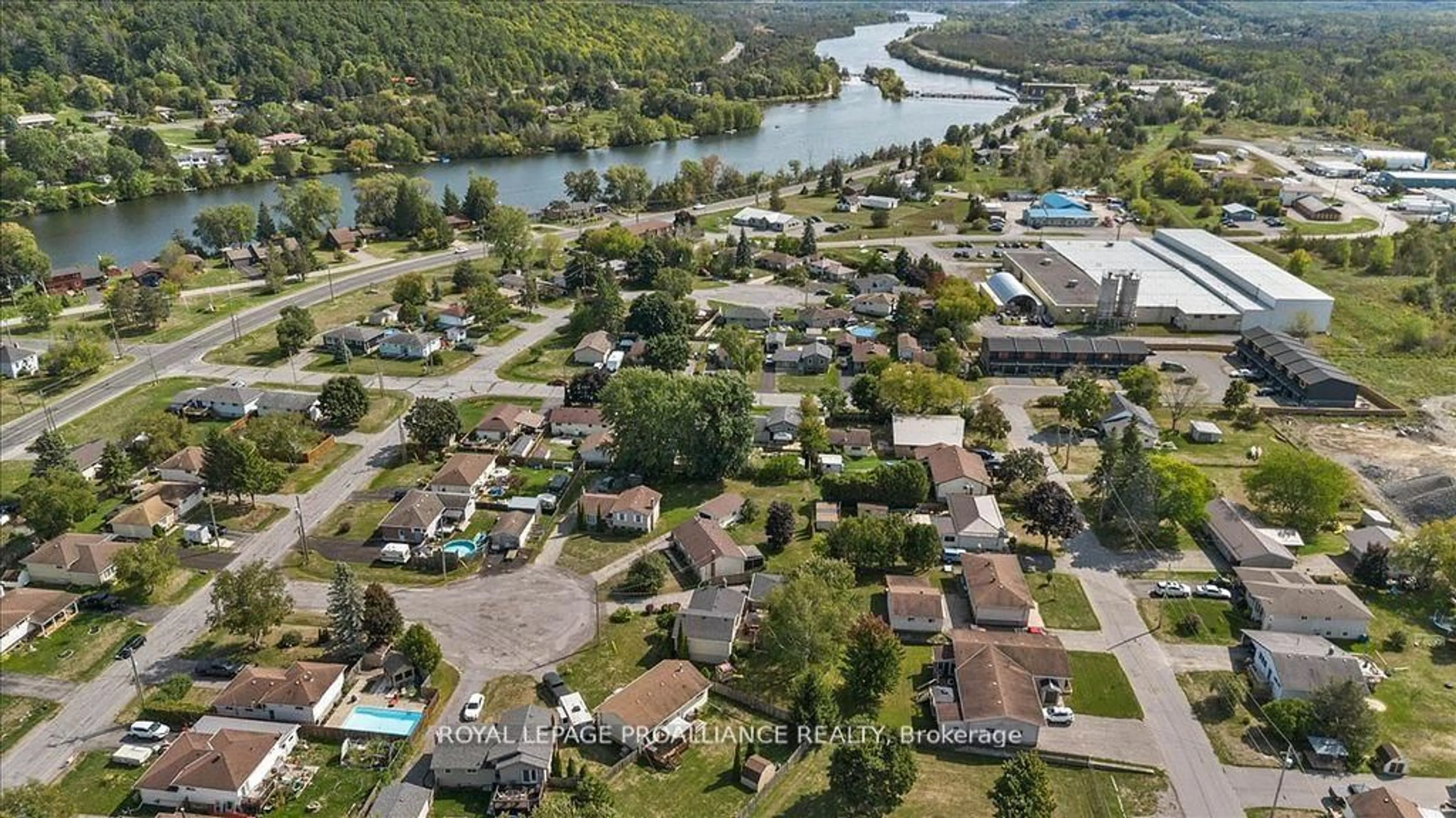 A pic from outside/outdoor area/front of a property/back of a property/a pic from drone, water/lake/river/ocean view for 16 Centre Crt, Hastings Ontario K0K 2C0