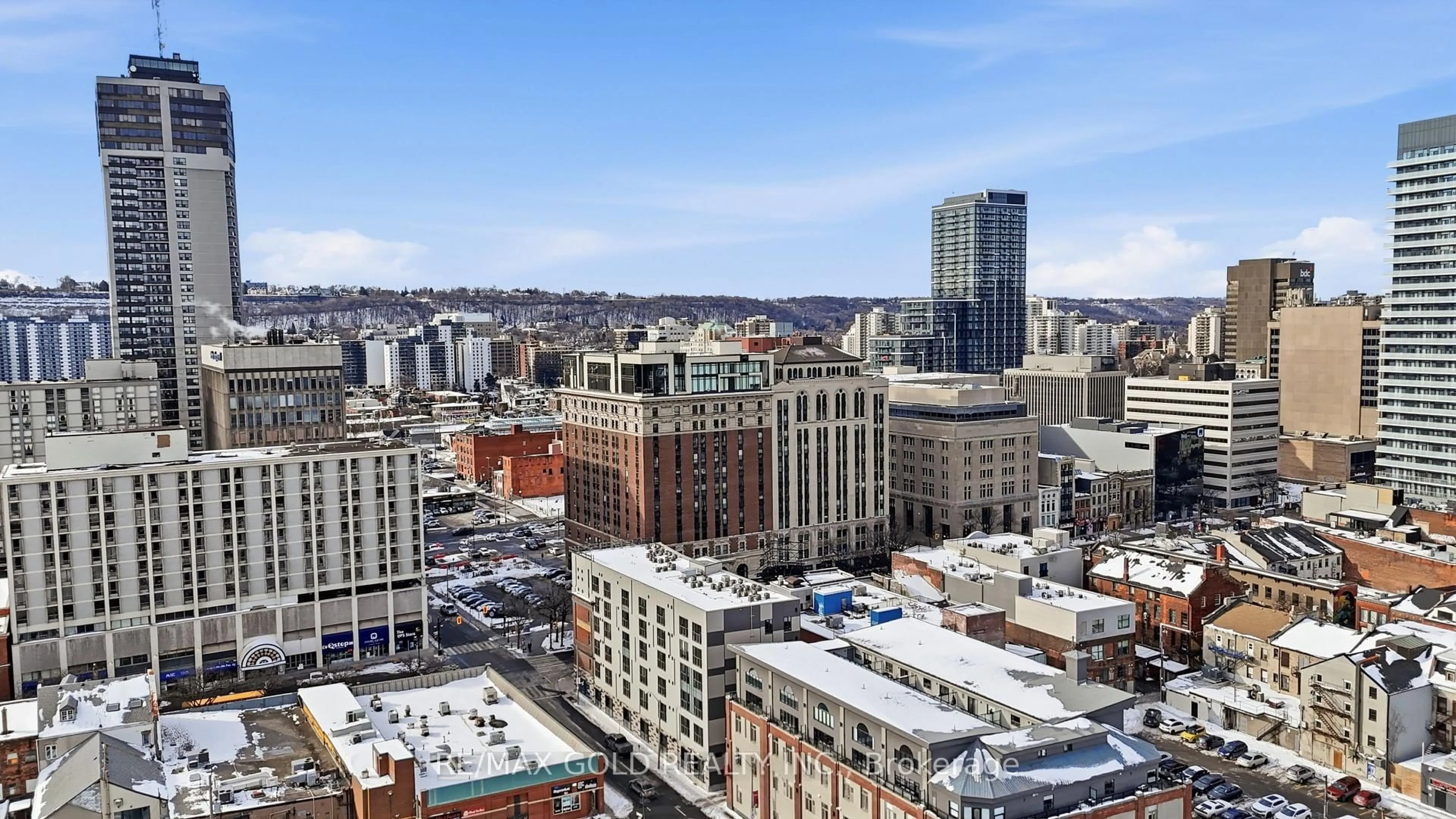 A pic from outside/outdoor area/front of a property/back of a property/a pic from drone, city buildings view from balcony for 112 King St #305, Hamilton Ontario L8N 1A8
