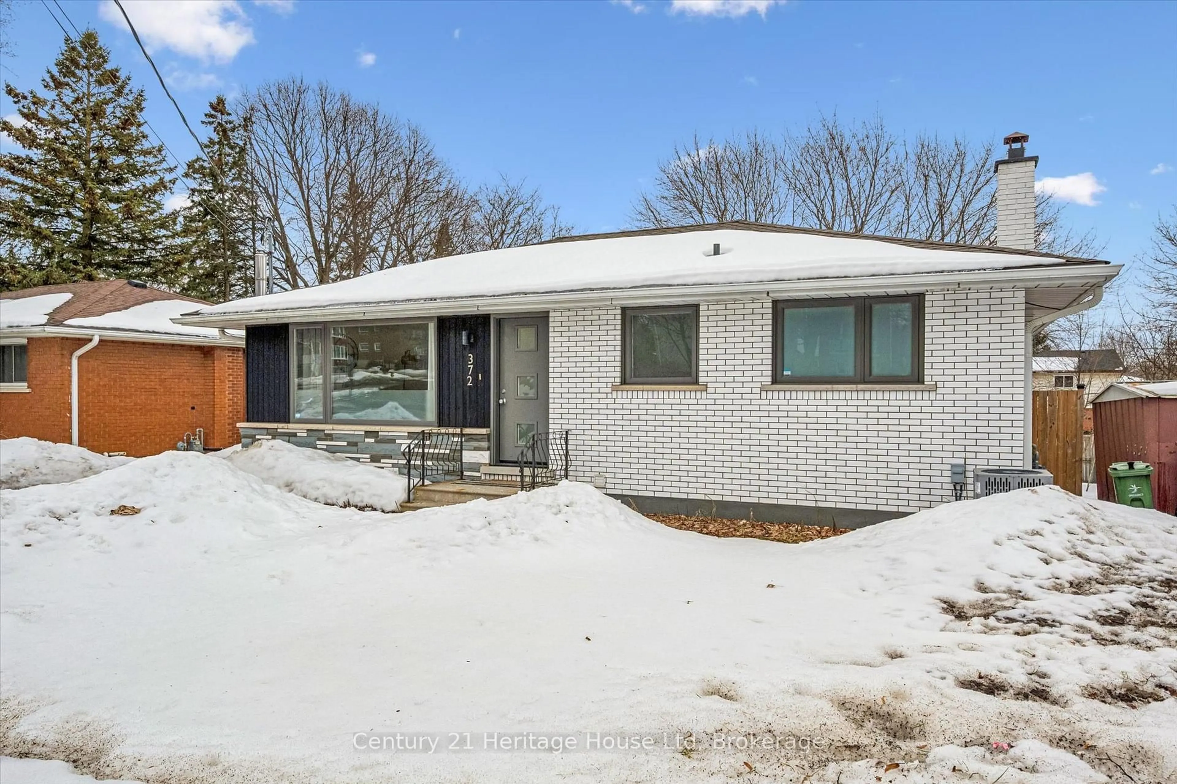 Home with brick exterior material, street for 372 Victoria Rd, Guelph Ontario N1E 5J7