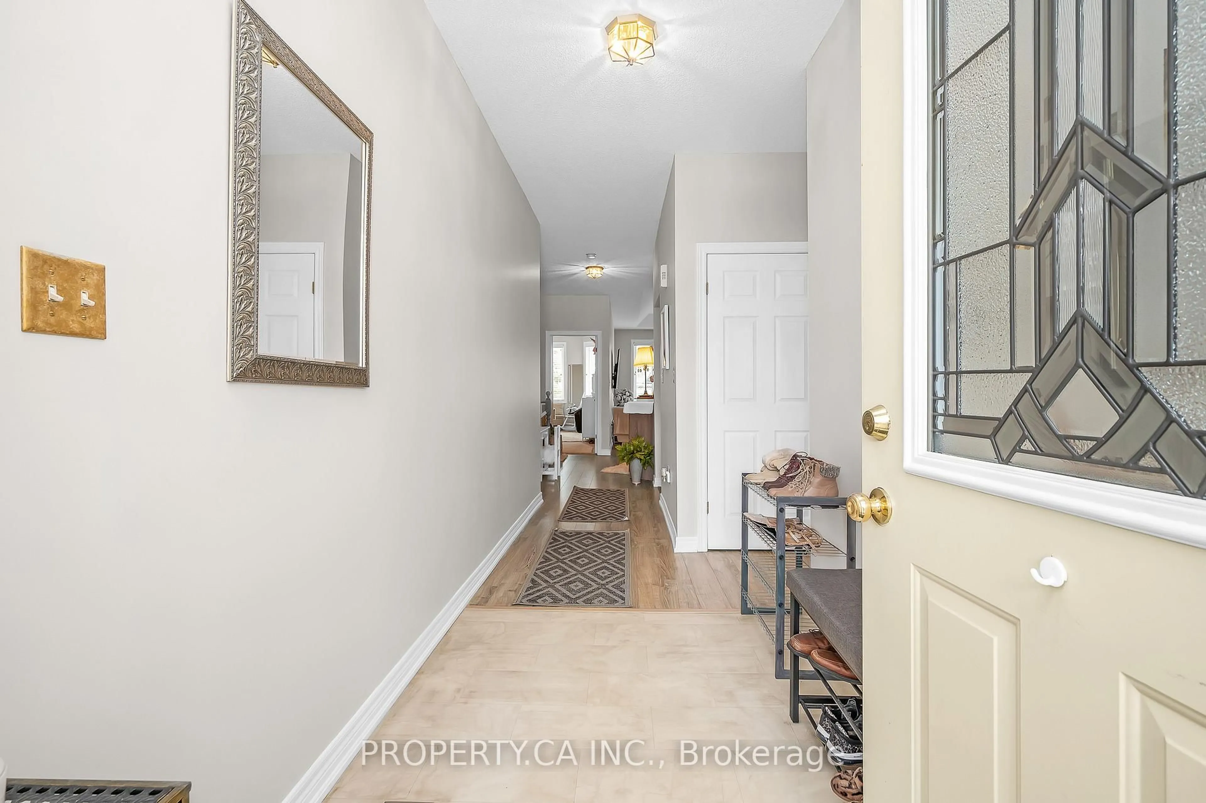 Indoor entryway for 88 Sandollar Dr #54, Hamilton Ontario L0R 1W0
