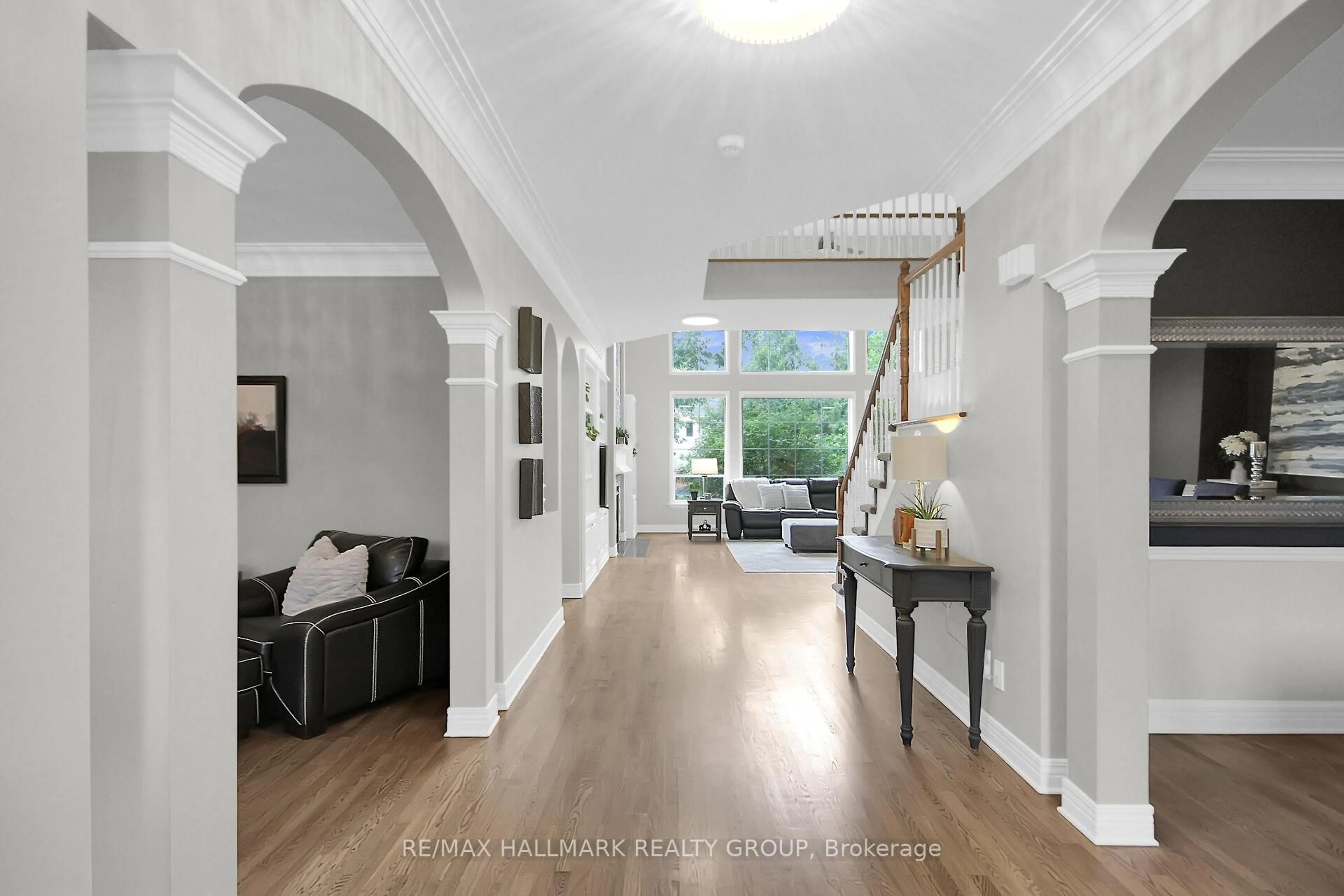 Indoor foyer for 13 Beechgrove Gdns, Stittsville Ontario K2S 1W5