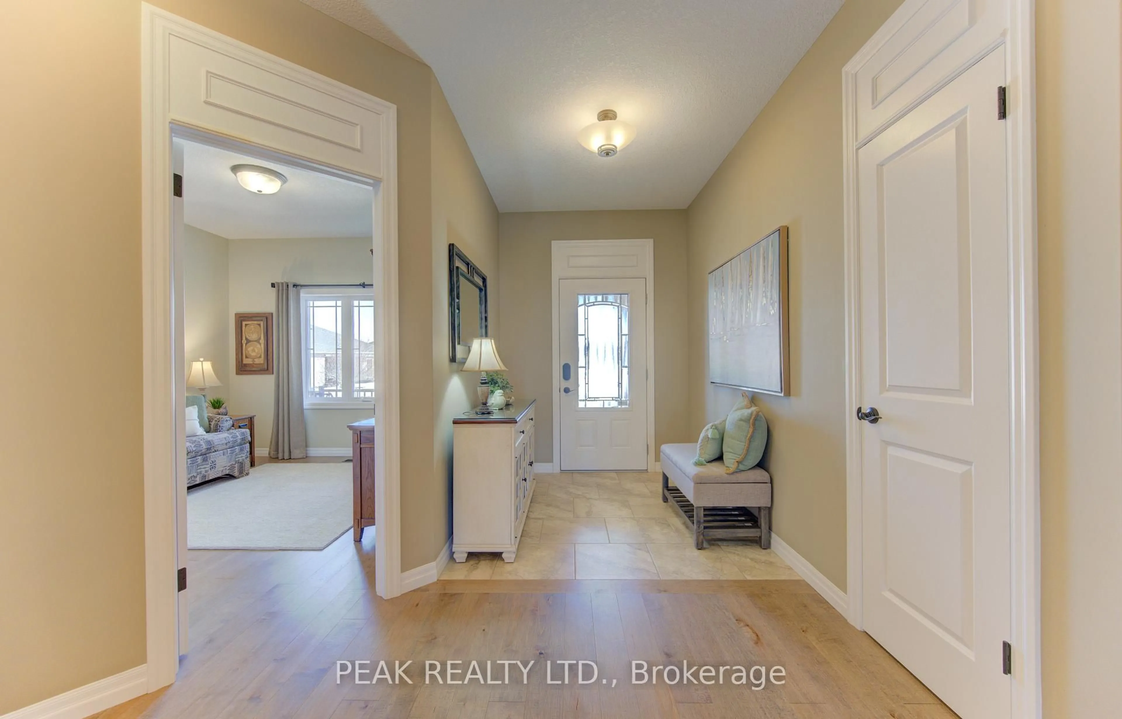 Indoor entryway for 24 Dublin Crossing, Wilmot Ontario N3A 0C9