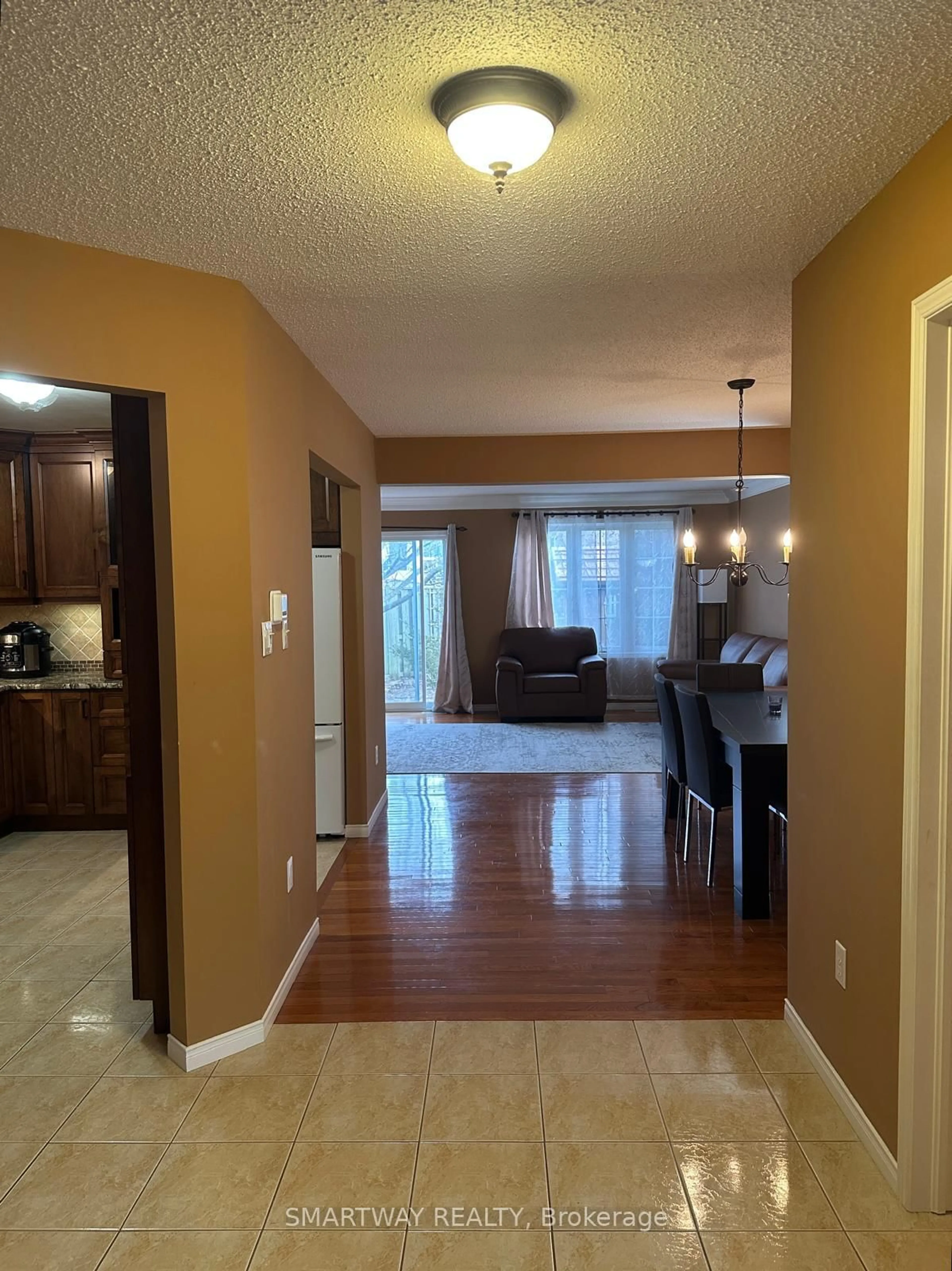 Unknown for 646 Ridgeview Dr, London East Ontario N5Y 5T8