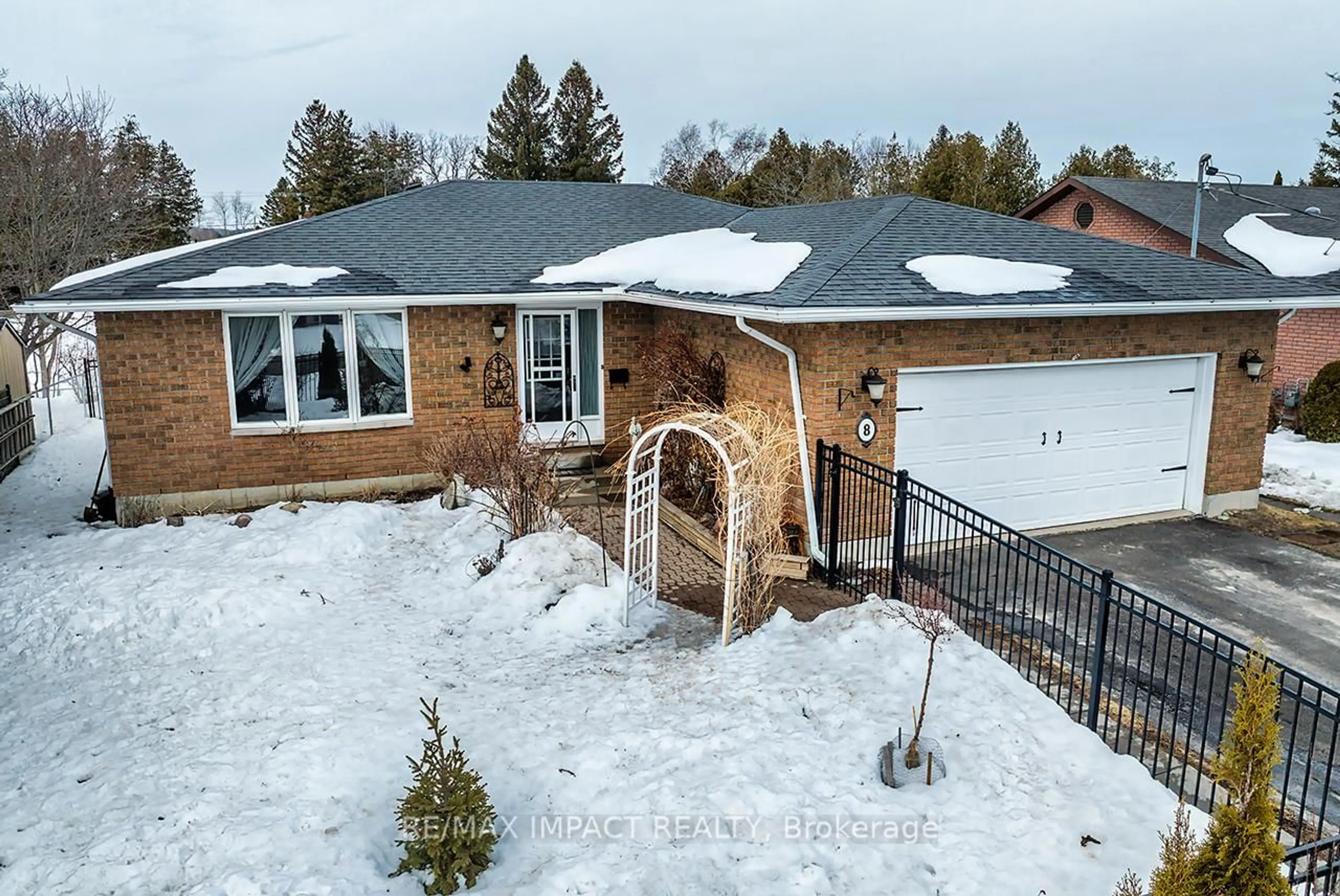 A pic from outside/outdoor area/front of a property/back of a property/a pic from drone, unknown for 8 Brintnell Blvd, Brighton Ontario K0K 1H0