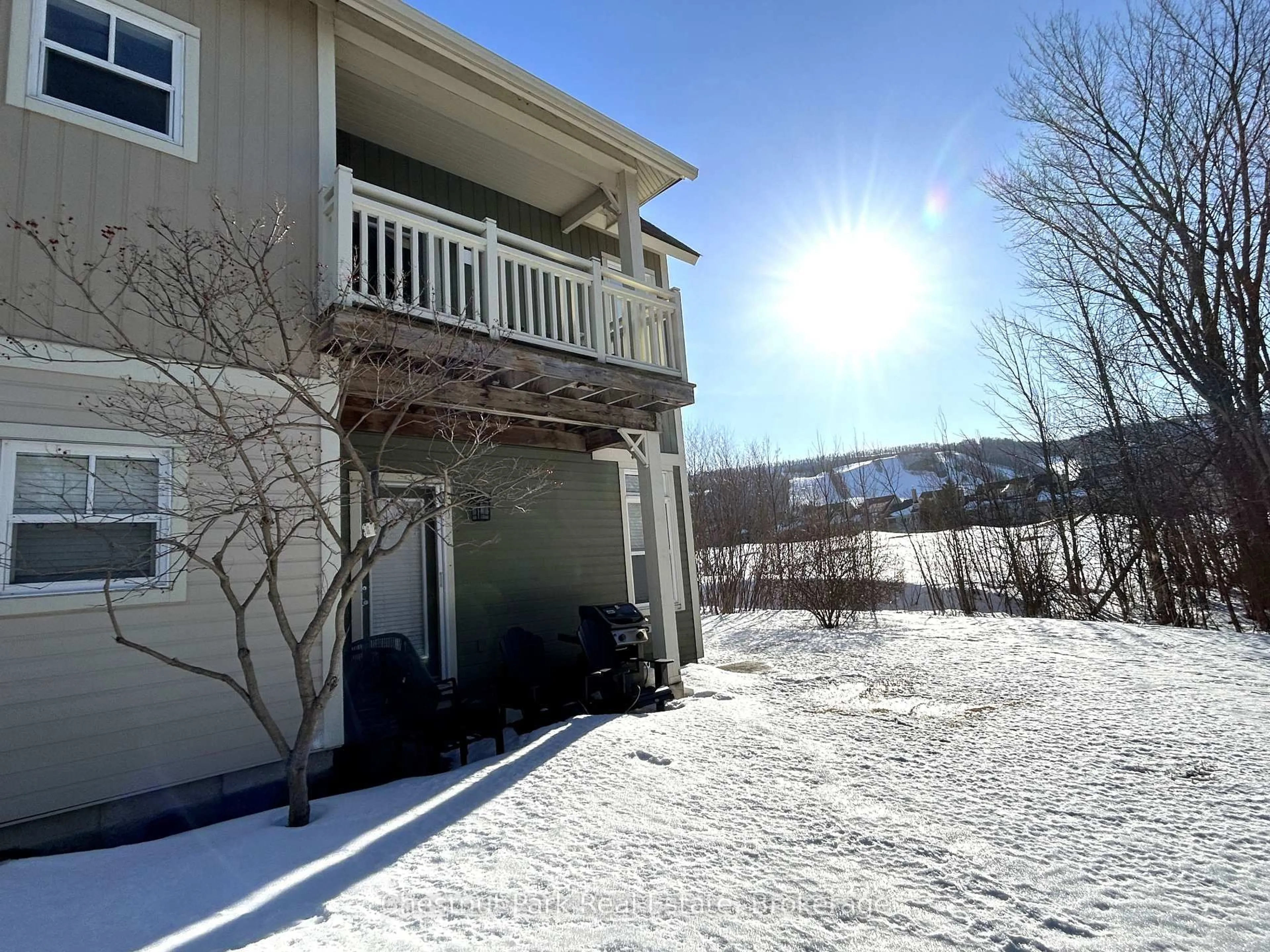 Patio, unknown for 130 Fairway Crt #135, Blue Mountains Ontario L9Y 0P8