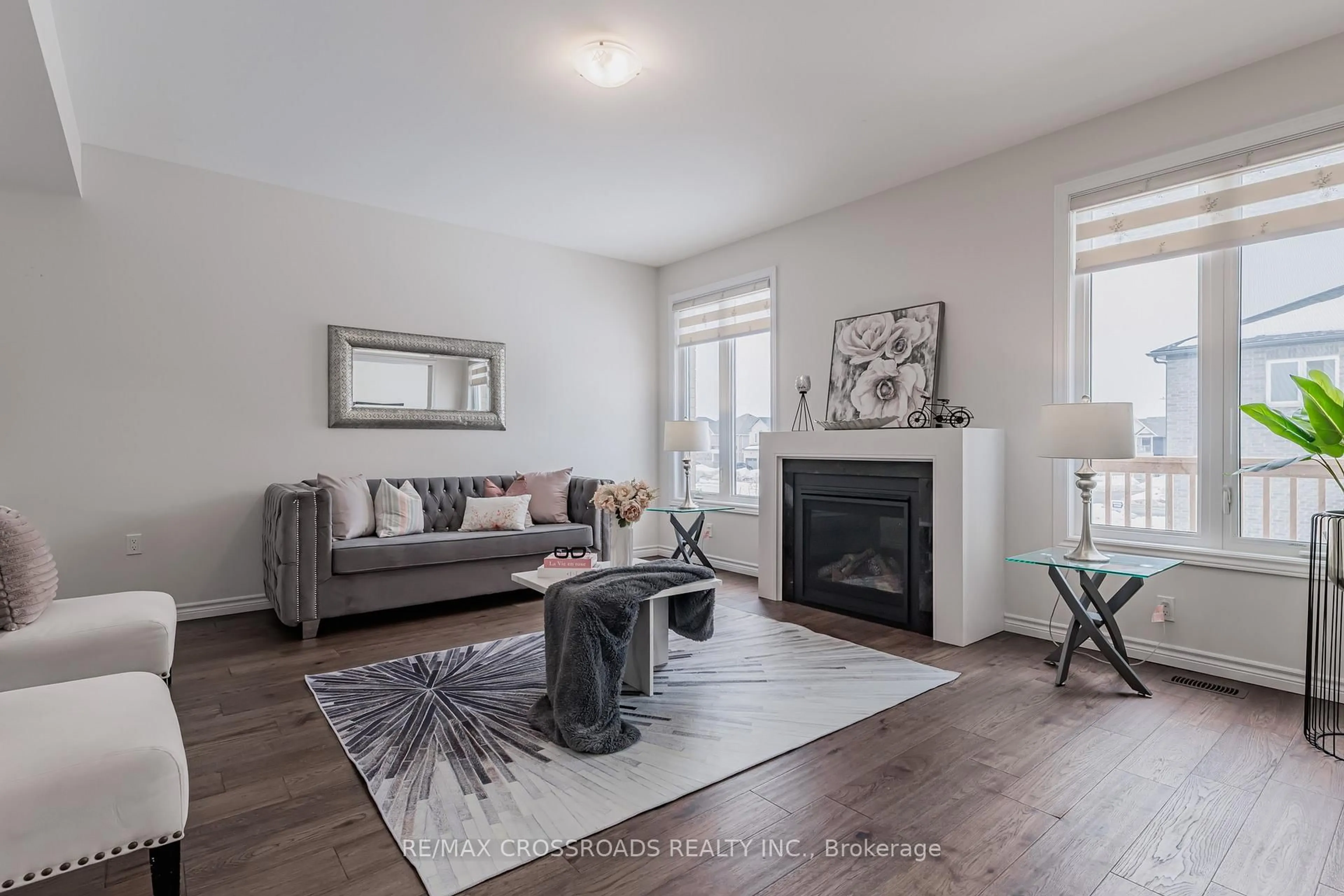 Living room with furniture, unknown for 243 O'Neil St, Peterborough Ontario K9K 0H8