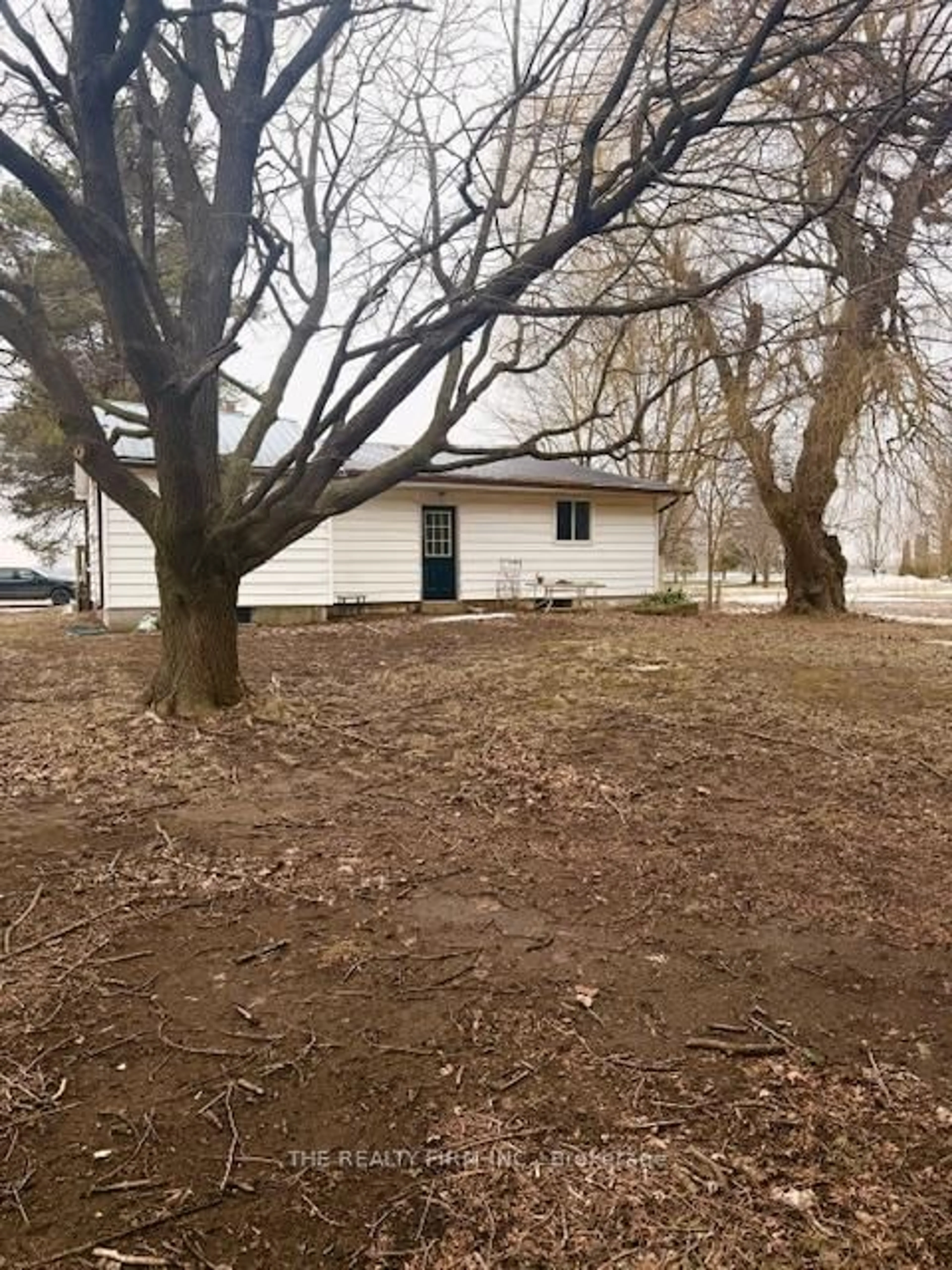 A pic from outside/outdoor area/front of a property/back of a property/a pic from drone, street for 10181 Ivan Dr, Middlesex Centre Ontario N0M 2A0