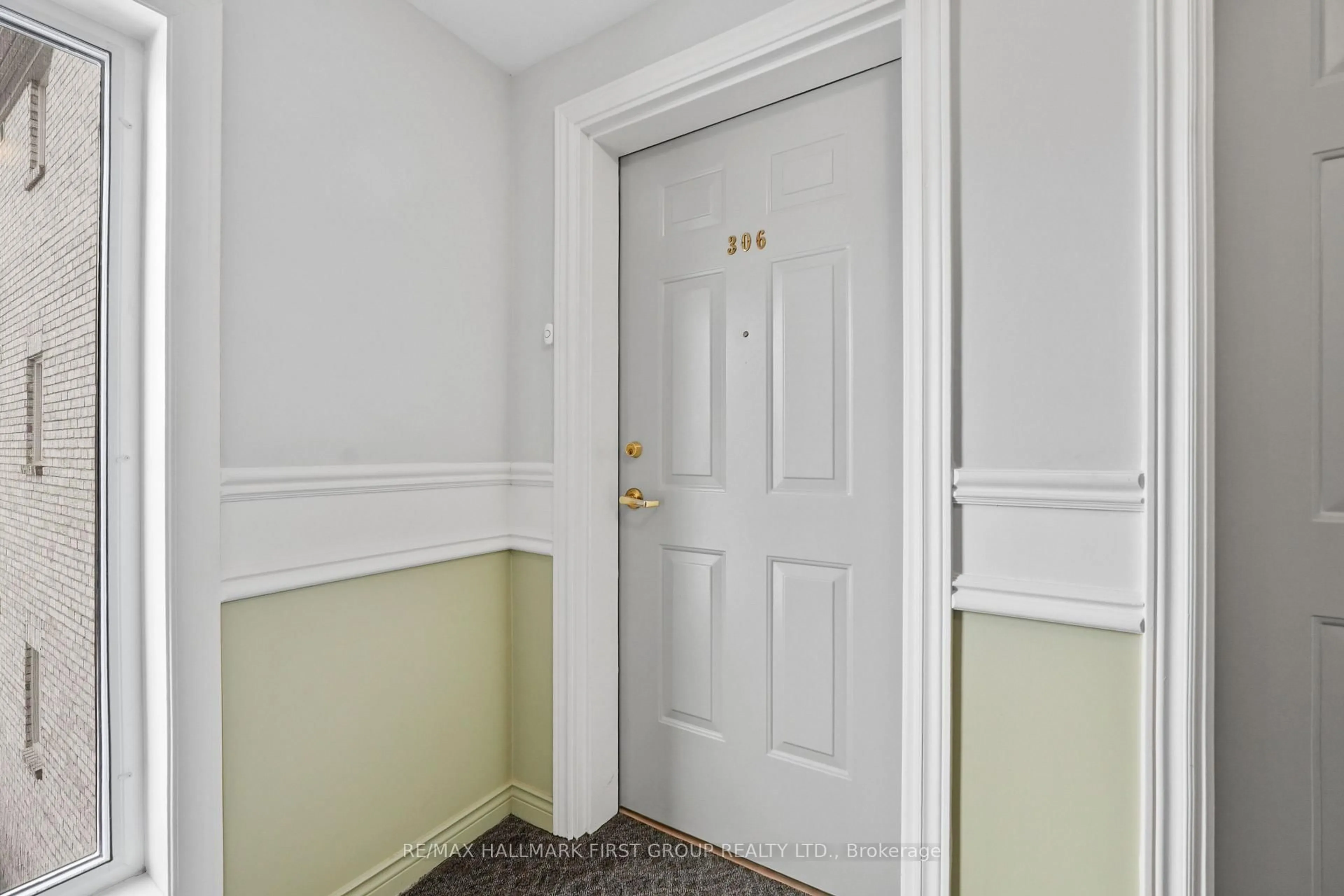 Indoor entryway for 107 Marisa Lane #306, Cobourg Ontario K9A 5N6