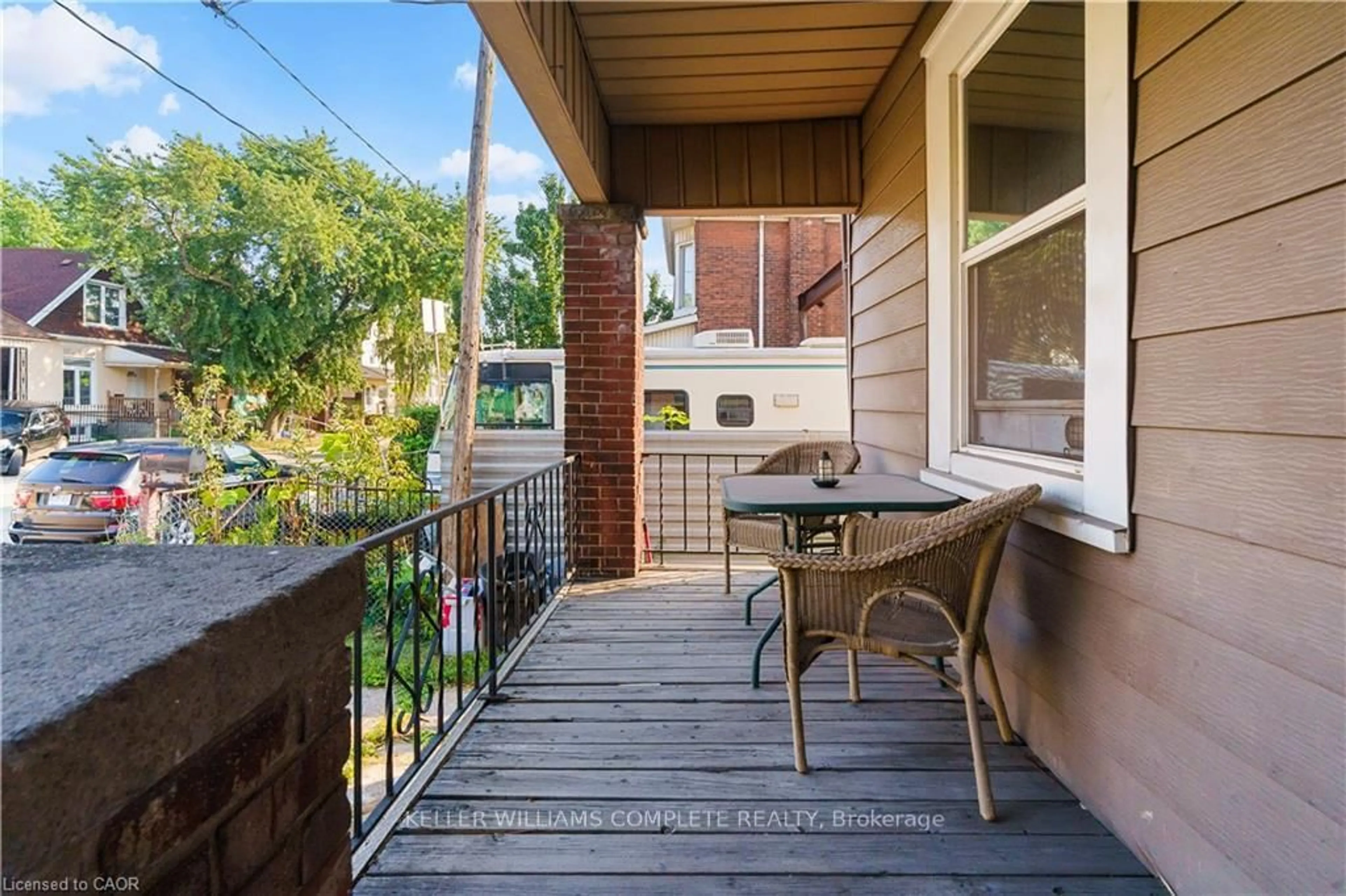 Patio, street for 219 AVONDALE St, Hamilton Ontario L8L 7C4