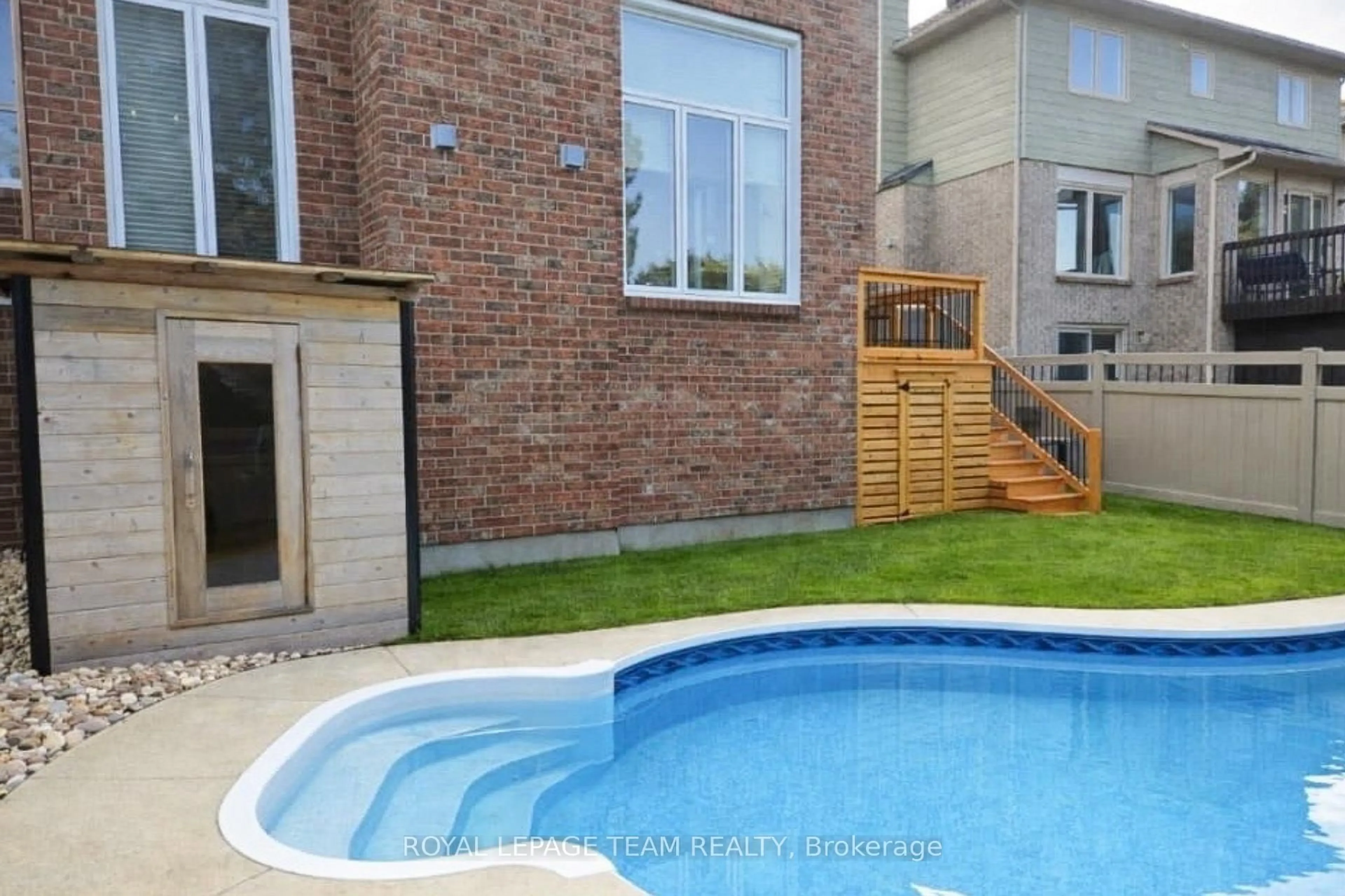 Pool for 76 Hansen Ave, Kanata Ontario K2K 2L7