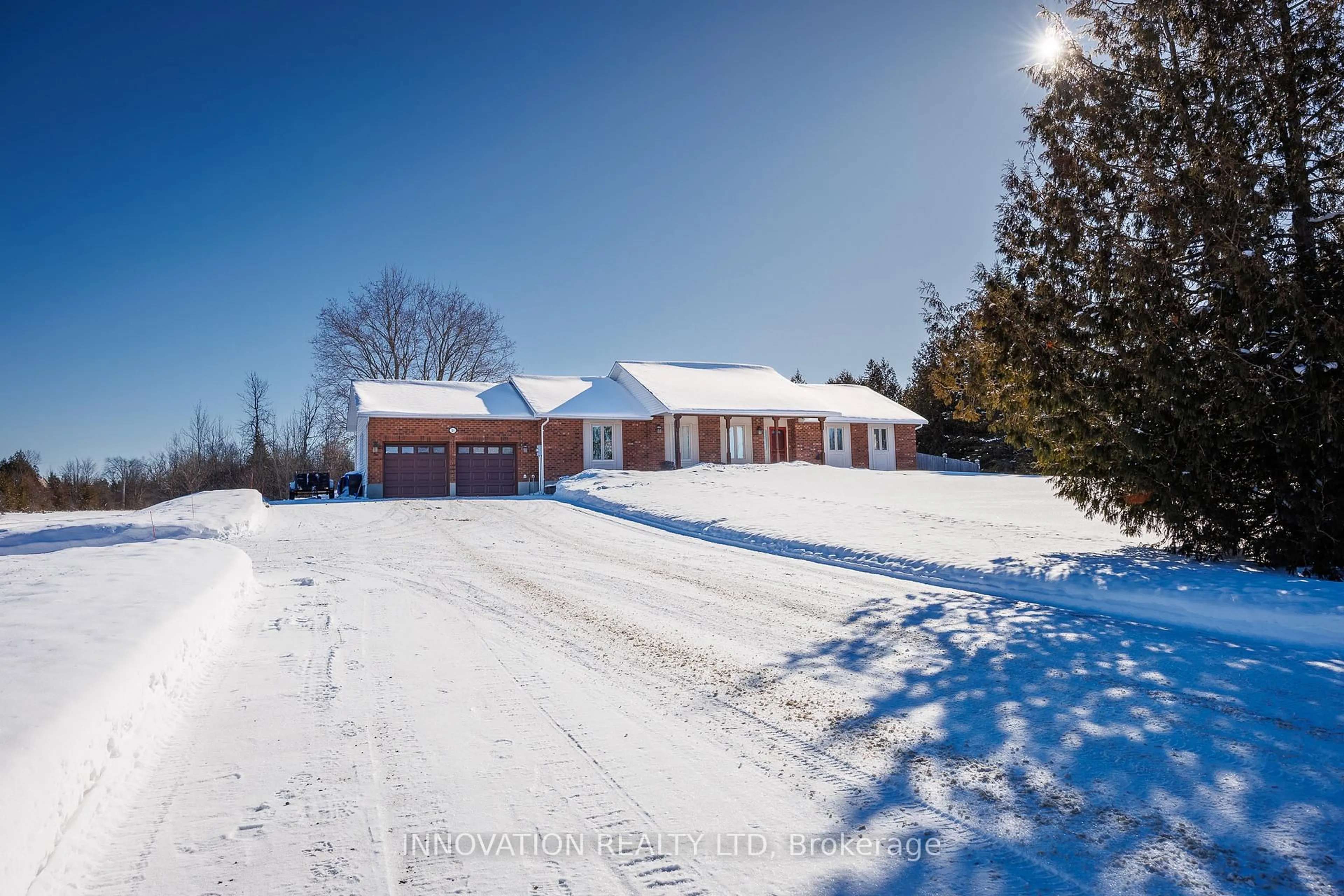 A pic from outside/outdoor area/front of a property/back of a property/a pic from drone, street for 201 Greystone Cres, Almonte Ontario K0A 1A0