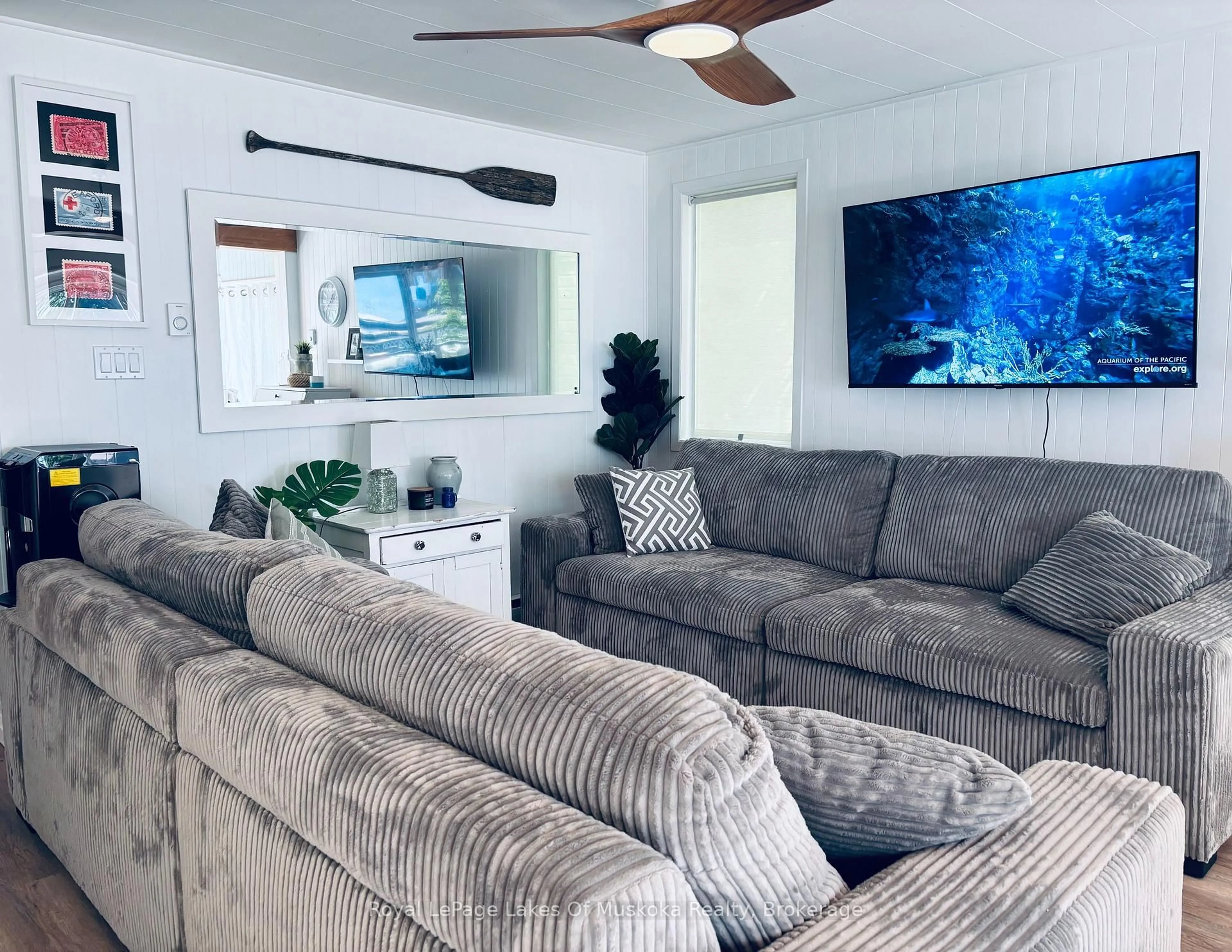 Living room with furniture, unknown for 1115 Kahshe Lake Rd #5, Gravenhurst Ontario P0E 1G0