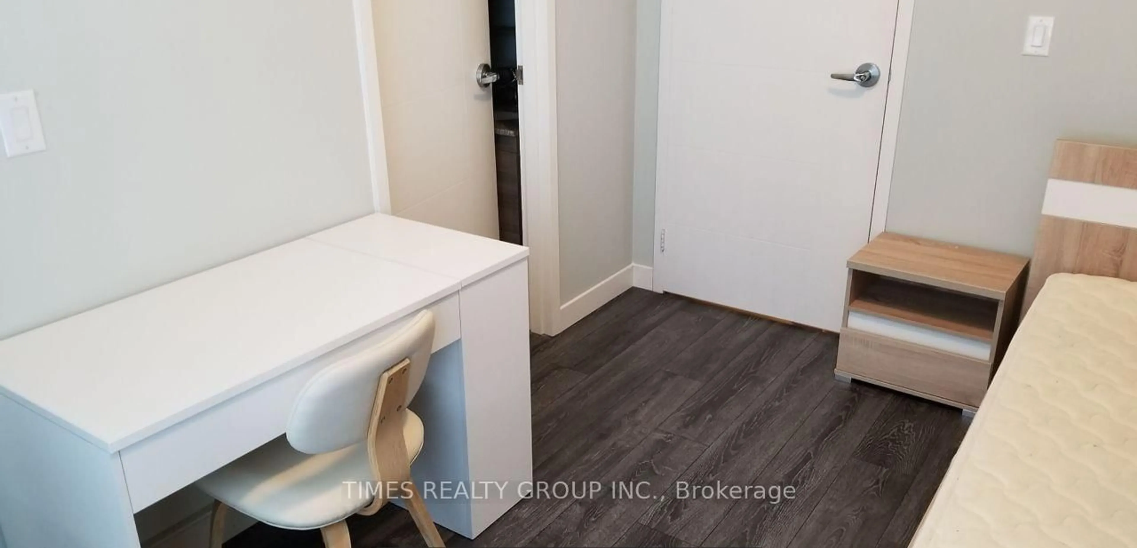 Unknown for 318 Spruce St #1002, Waterloo Ontario N2L 3M7