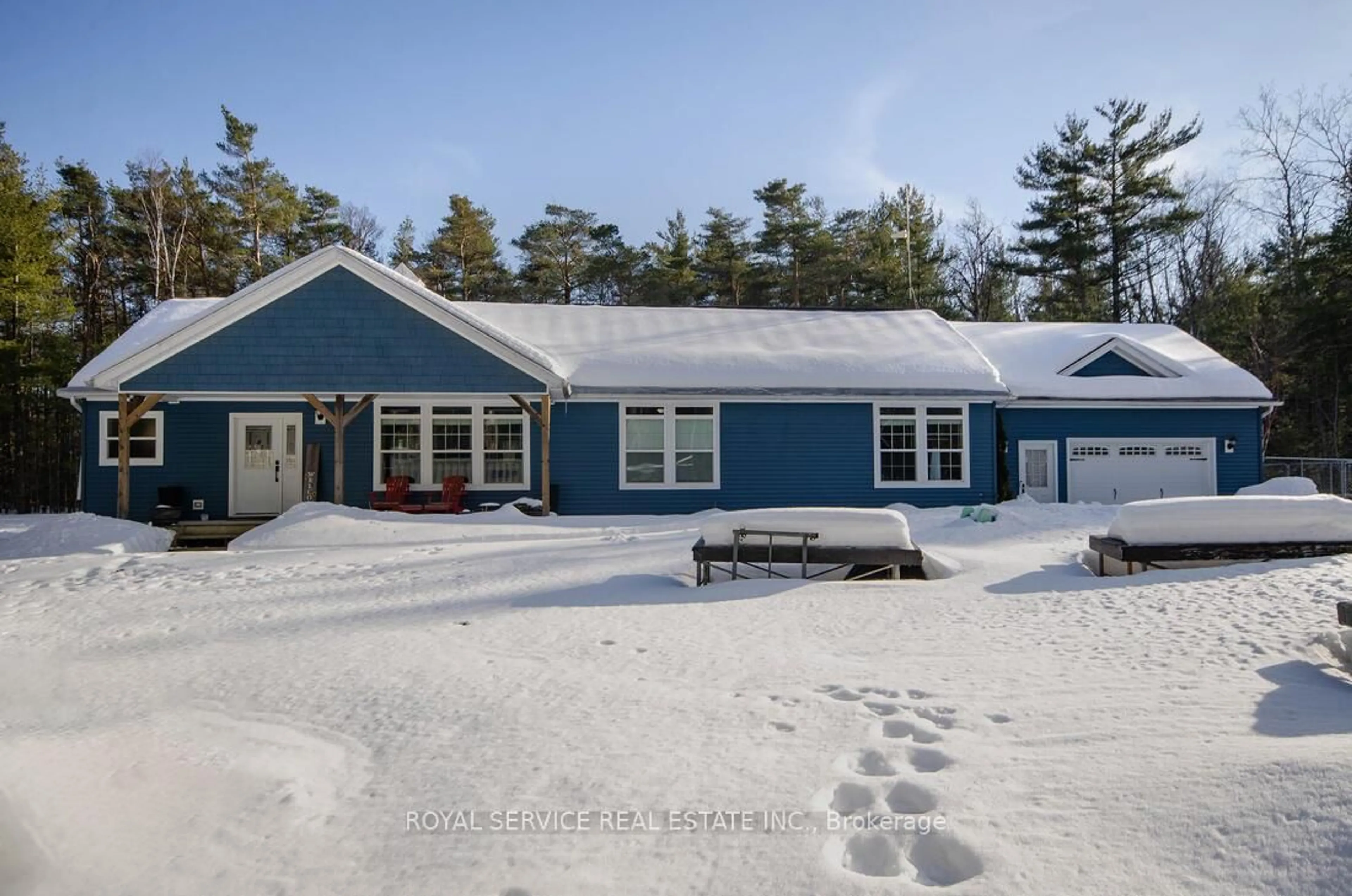 A pic from outside/outdoor area/front of a property/back of a property/a pic from drone, street for 549 Turk Rd, Alnwick/Haldimand Ontario K0K 2G0