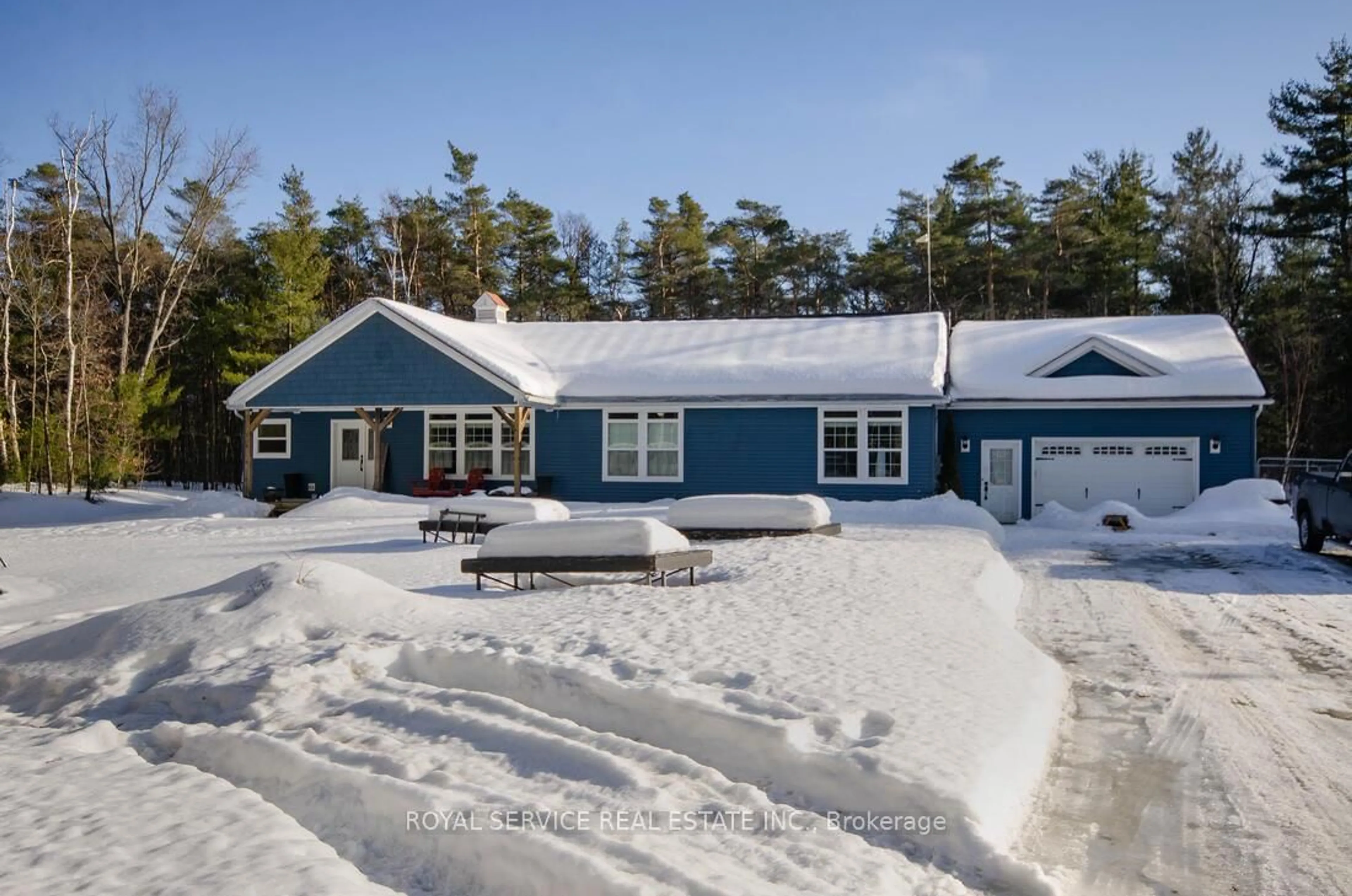 A pic from outside/outdoor area/front of a property/back of a property/a pic from drone, street for 549 Turk Rd, Alnwick/Haldimand Ontario K0K 2G0