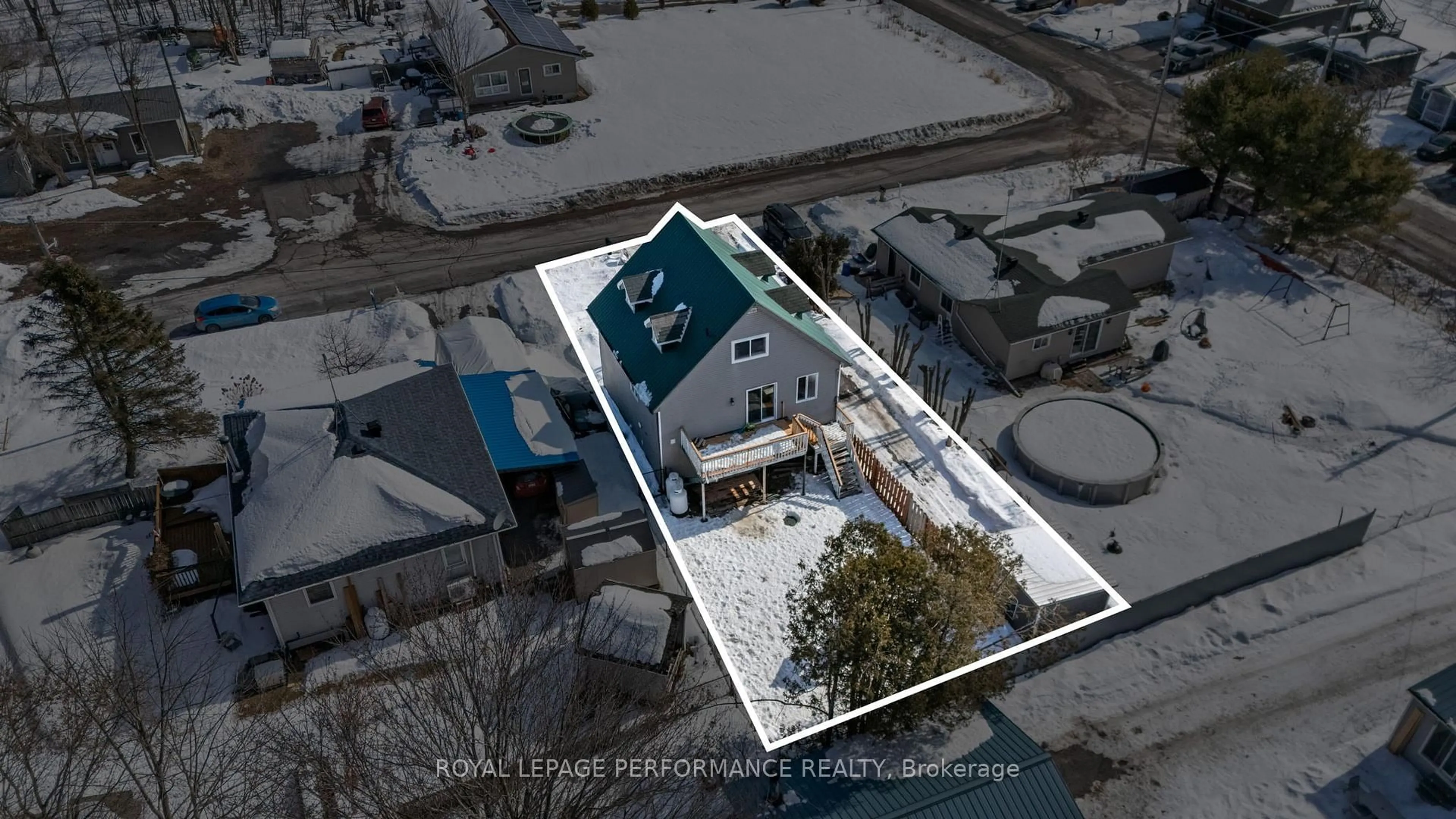 A pic from outside/outdoor area/front of a property/back of a property/a pic from drone, unknown for 861 Louis Ernest Rd, The Nation Ontario K0A 1M0