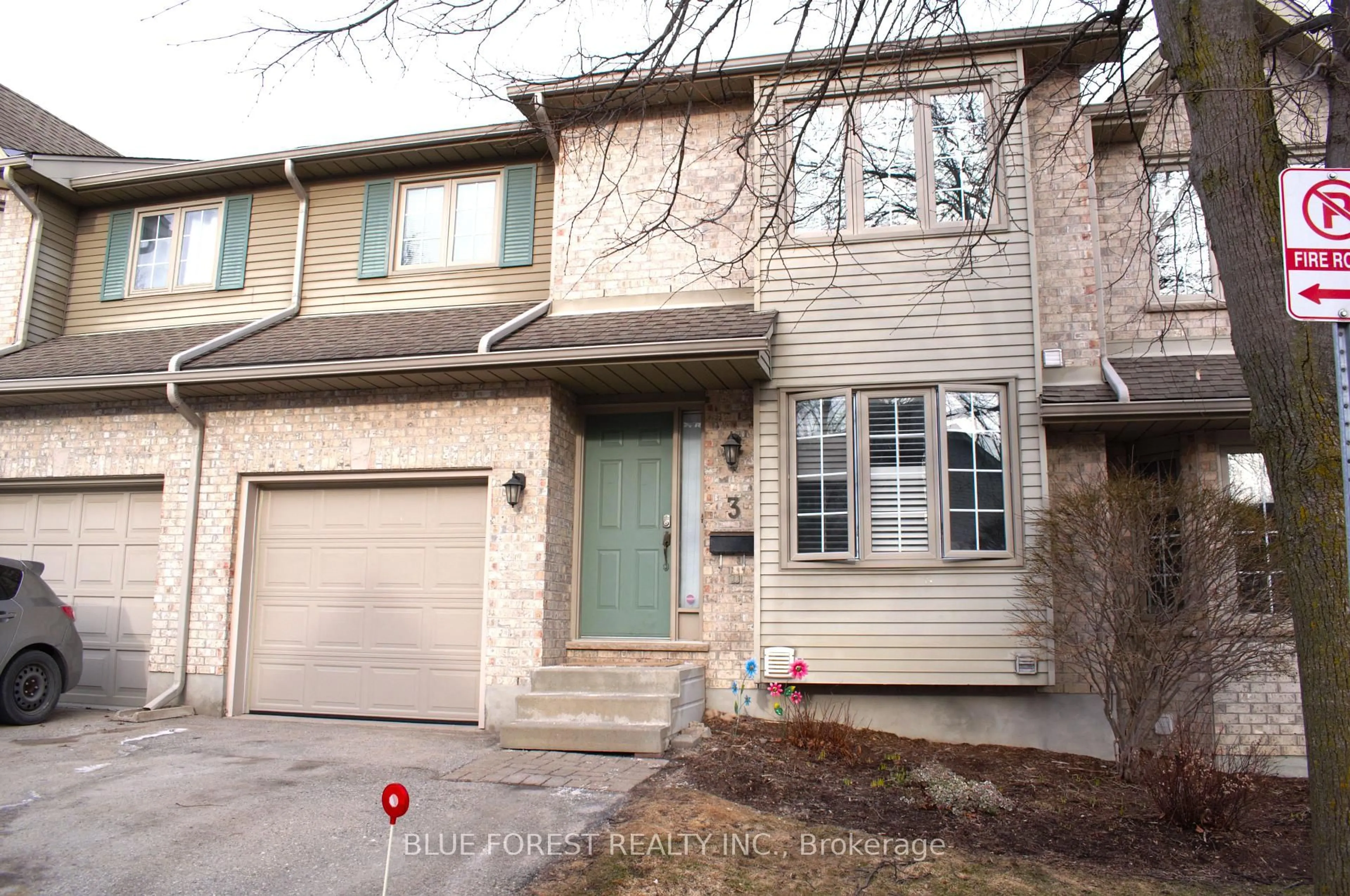 Home with brick exterior material, street for 410 Ambleside Dr #3, London North Ontario N6G 4Y3