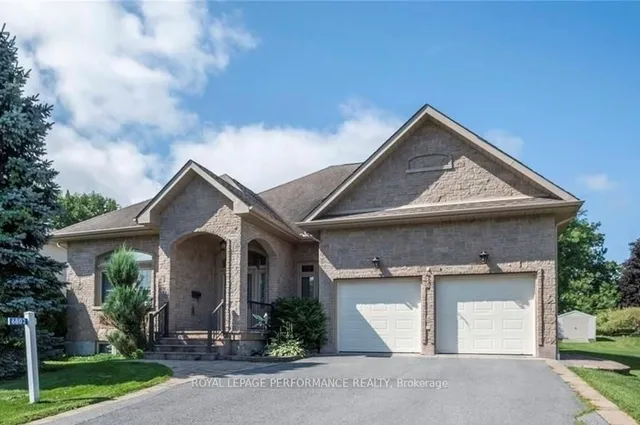 6802 Riverview Dr, South Glengarry