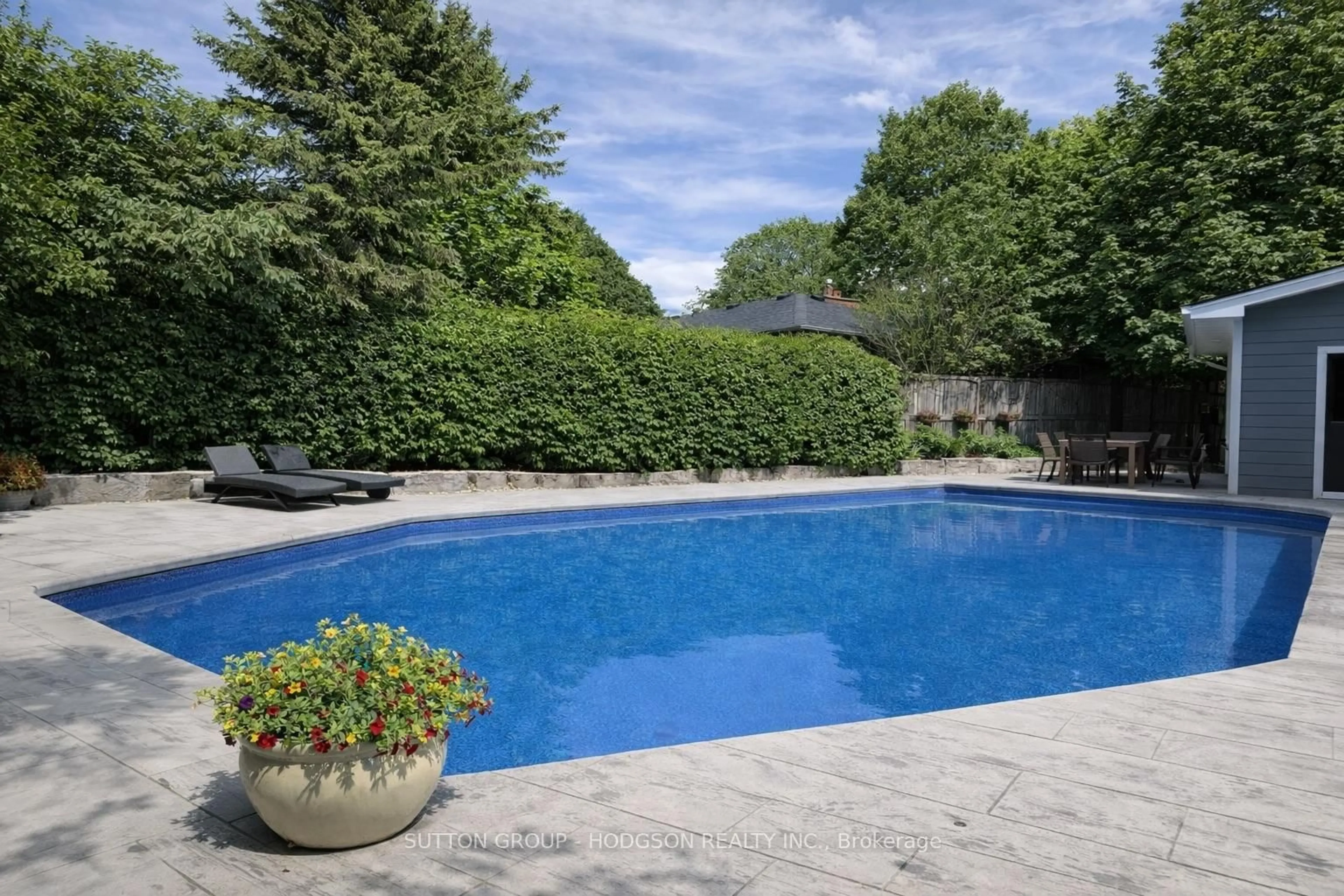 Pool for 13 Indian Rd, London North Ontario N6H 4A6