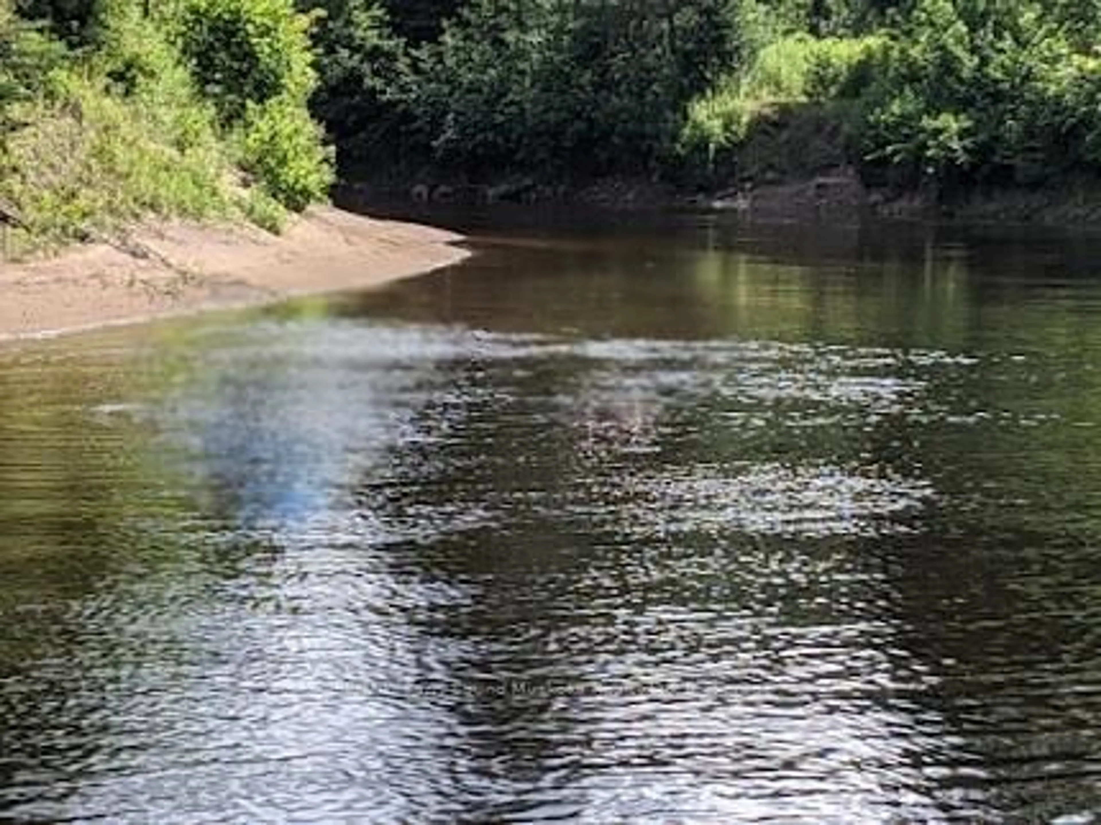 Blurry image for 39 Groeger Rd, Huntsville Ontario P1H 2J4