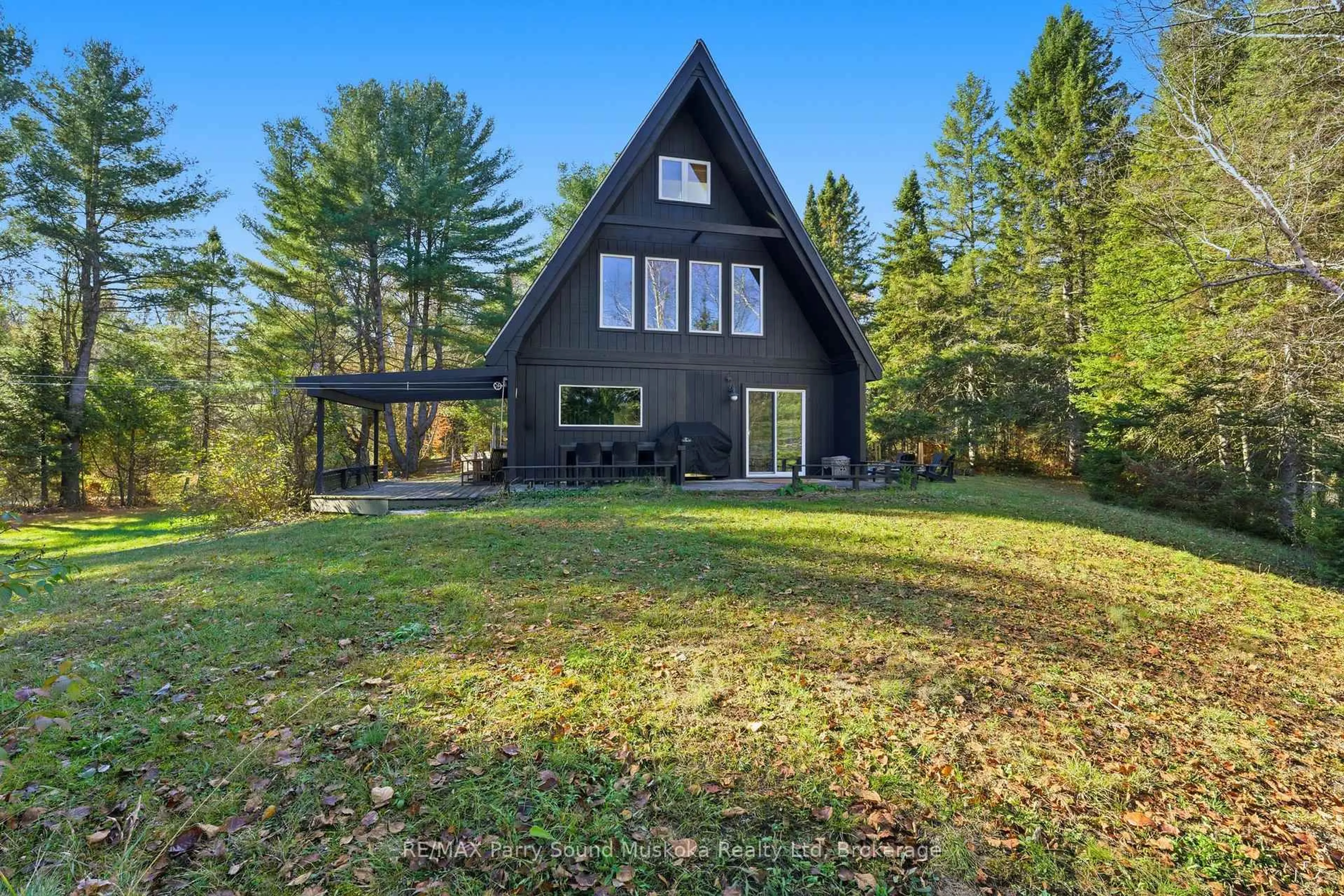 Unknown for 39 Groeger Rd, Huntsville Ontario P1H 2J4