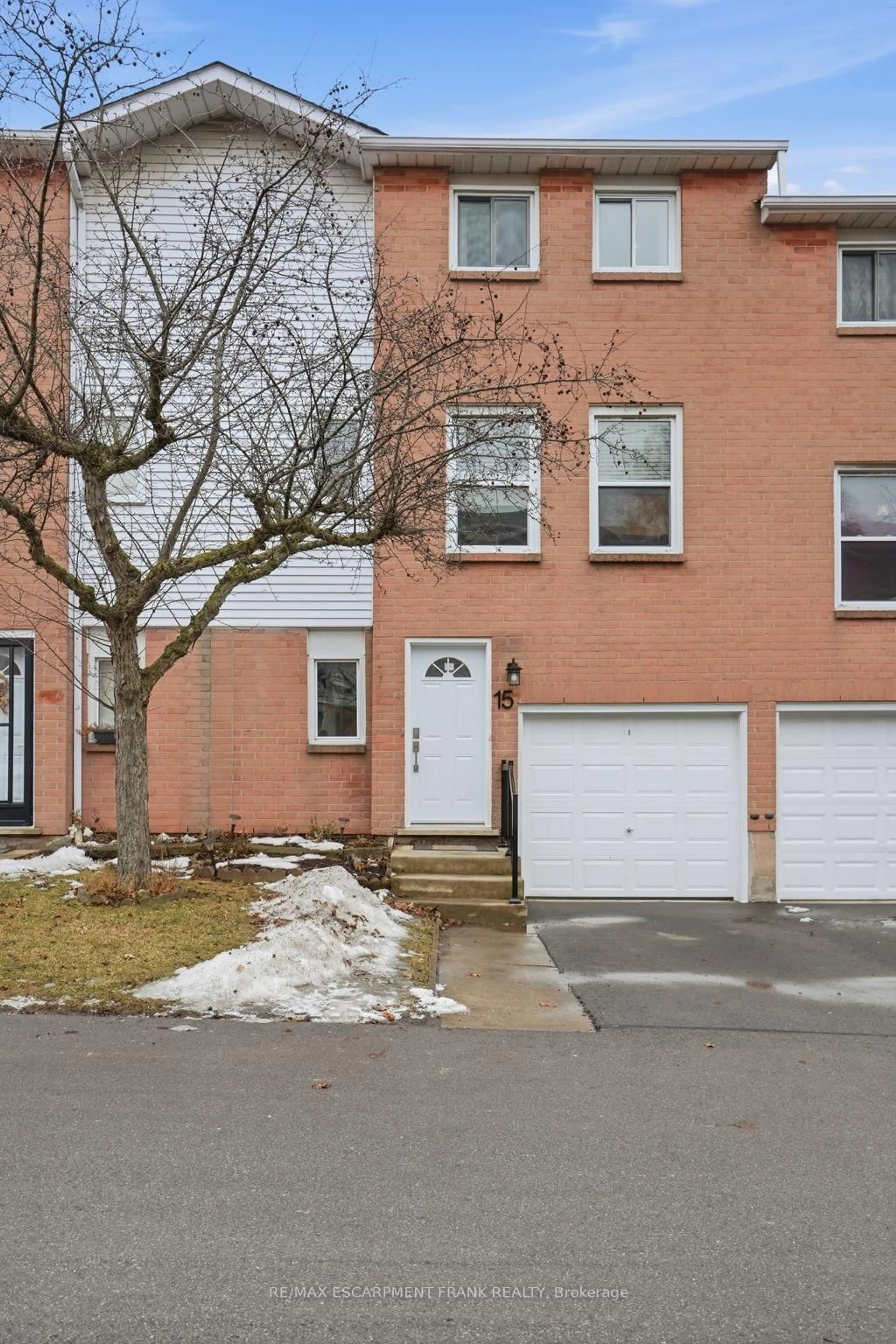 Unknown for 1255 Upper Gage Ave #15, Hamilton Ontario L8W 3C7