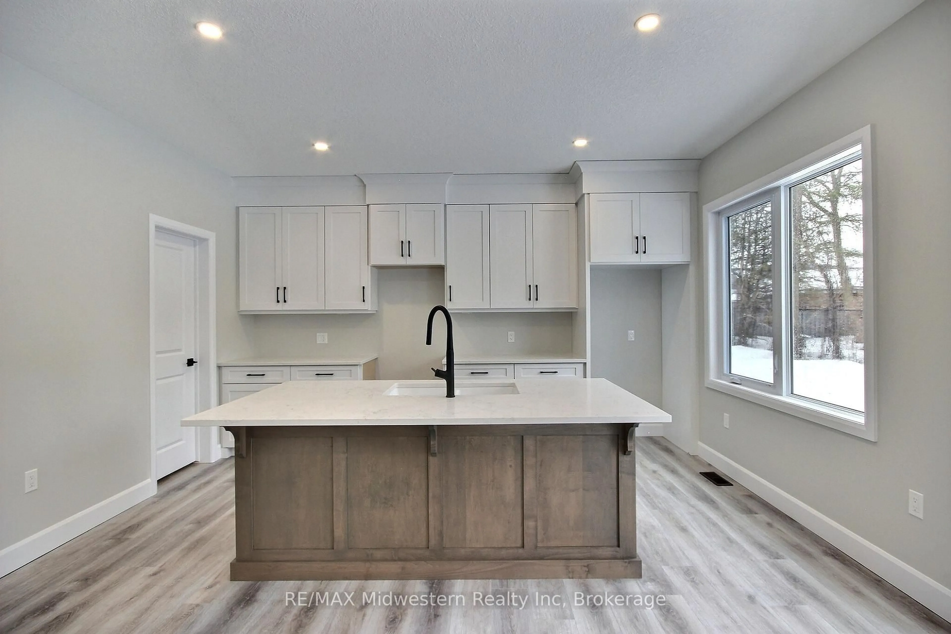 Open concept kitchen, unknown for 16 Roberts St, Huron East Ontario N0G 1B0